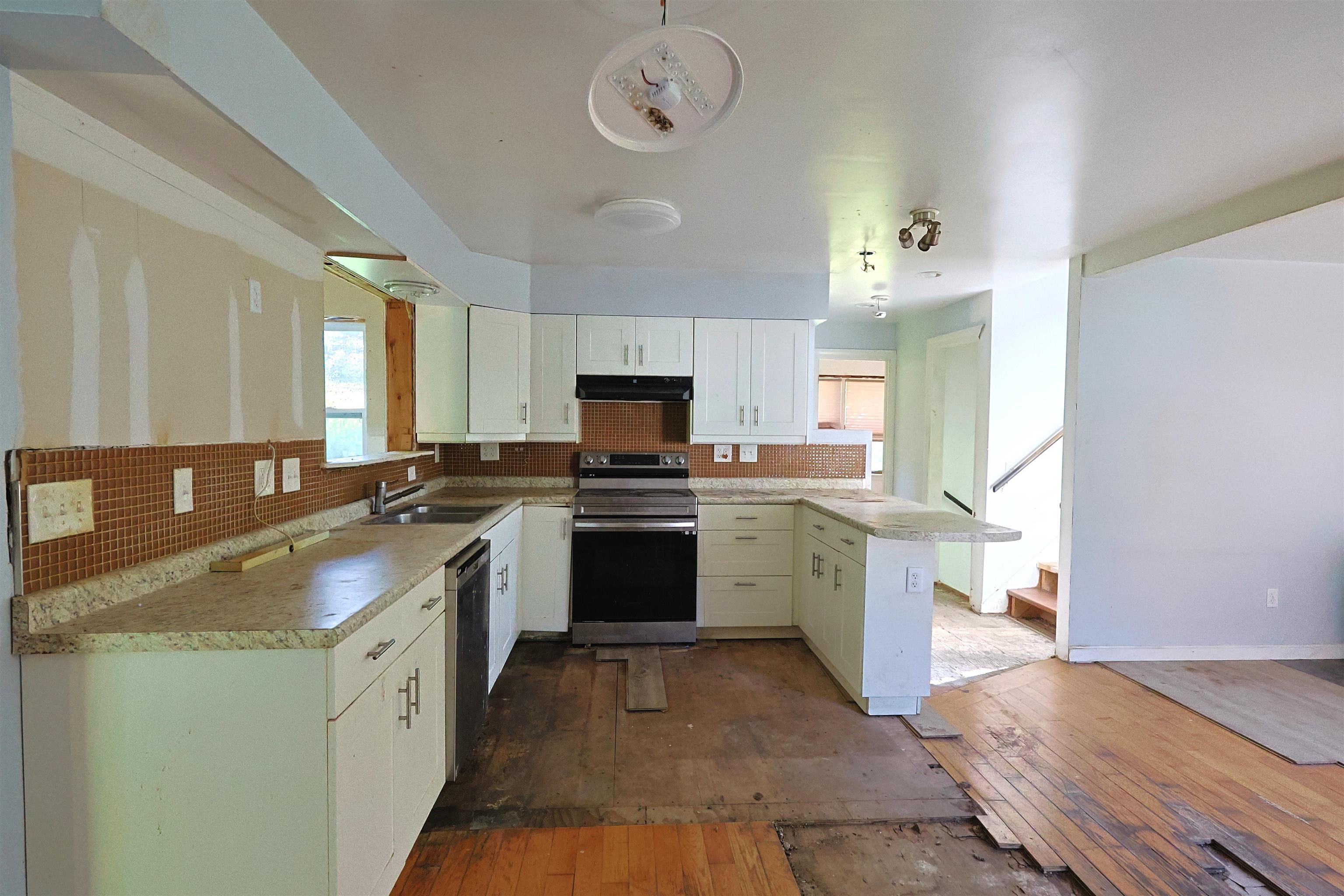86 Brownsville Road Property Photo 19