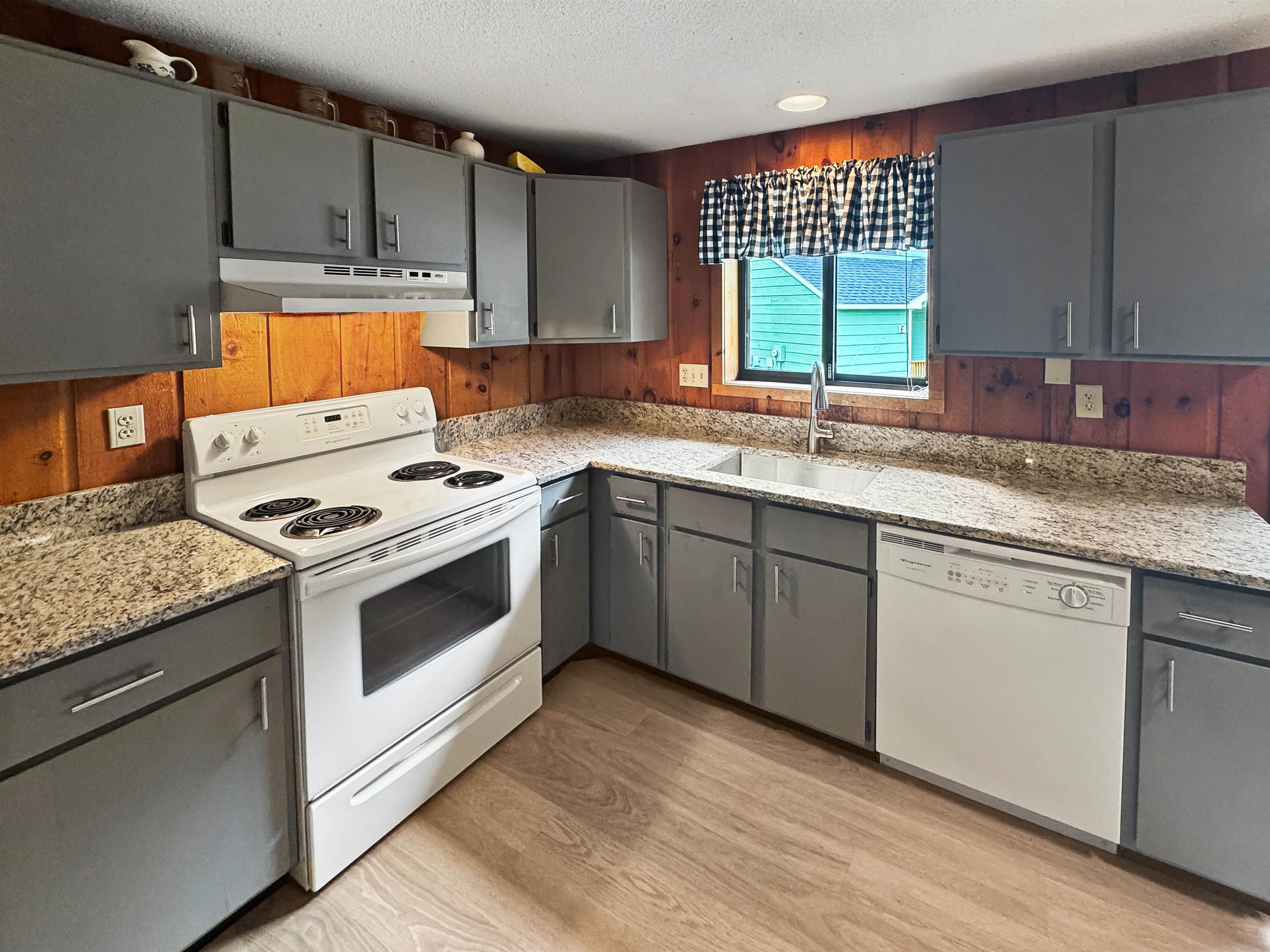 12a Dover Green Loop Property Photo 3