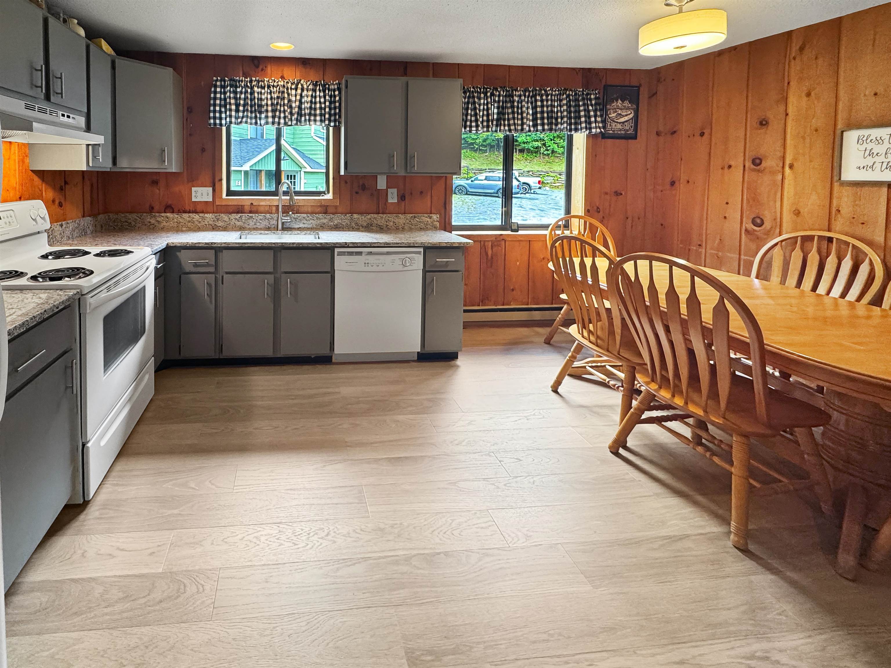 12a Dover Green Loop Property Photo 6