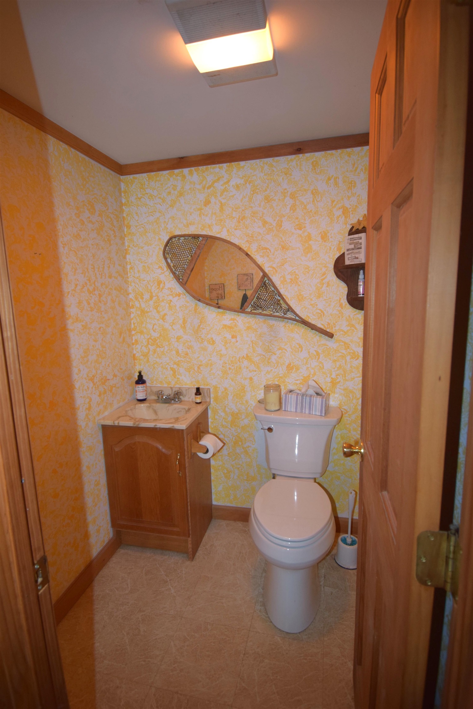 287 Middle Road Property Photo 17