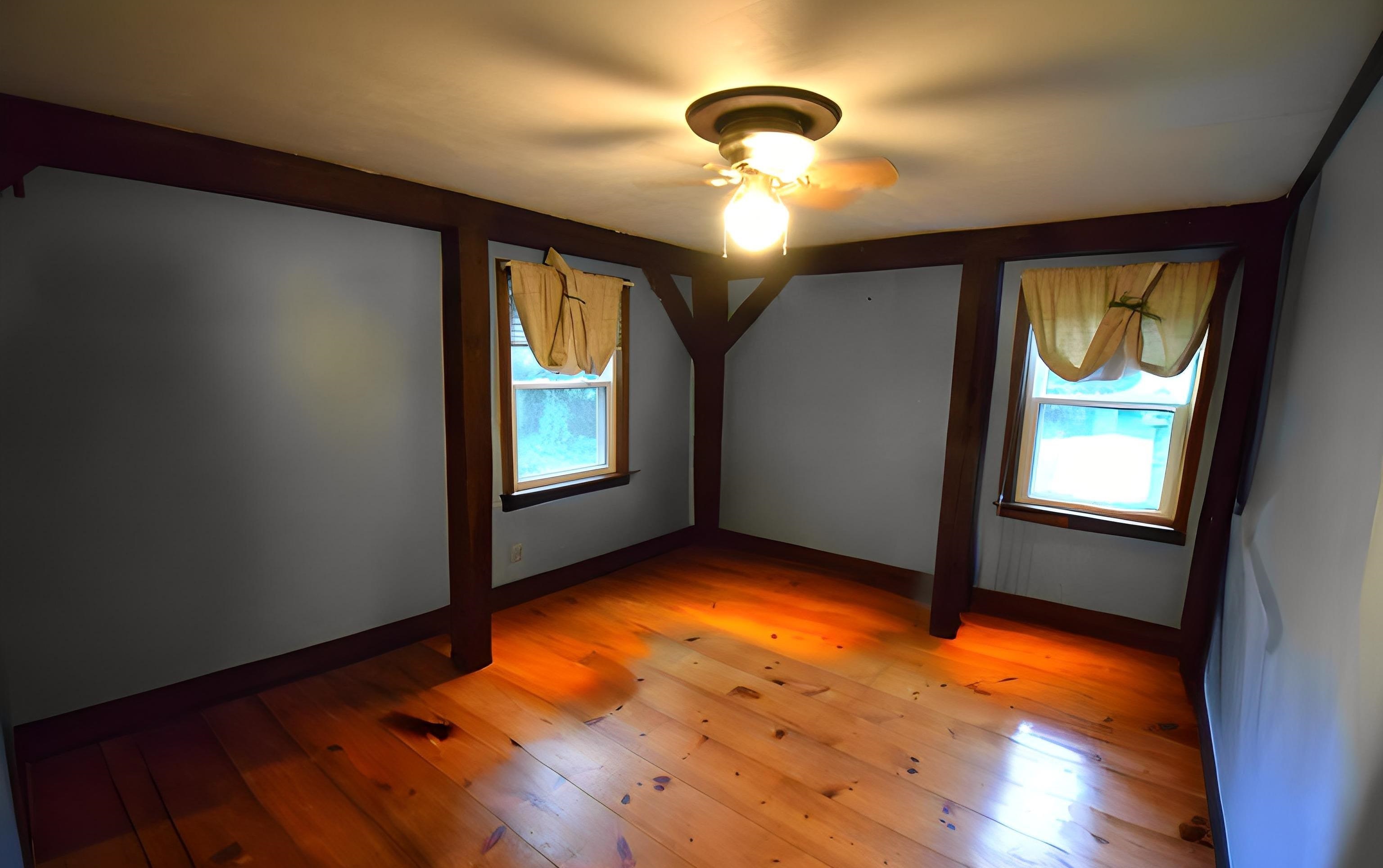287 Middle Road Property Photo 19
