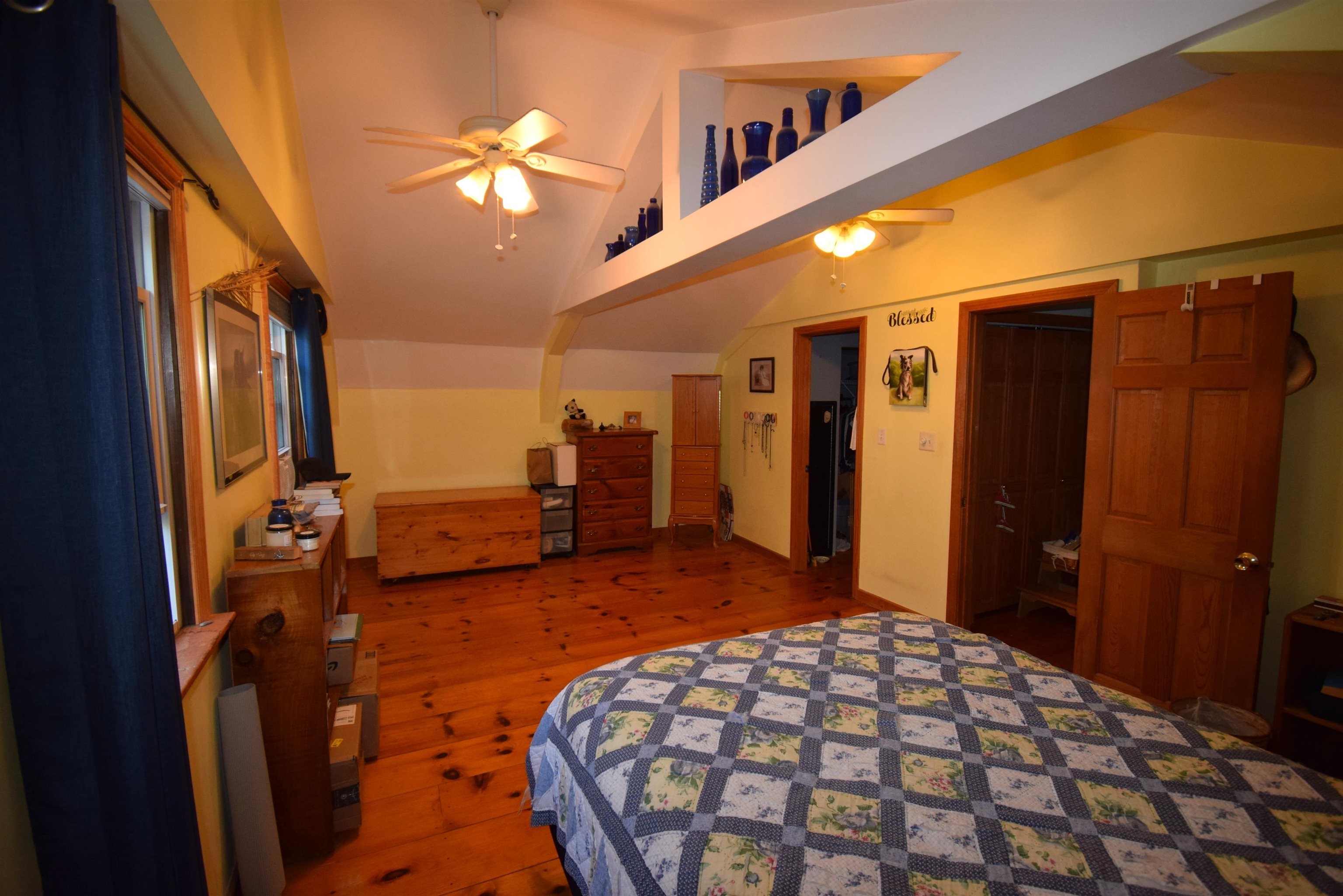287 Middle Road Property Photo 28