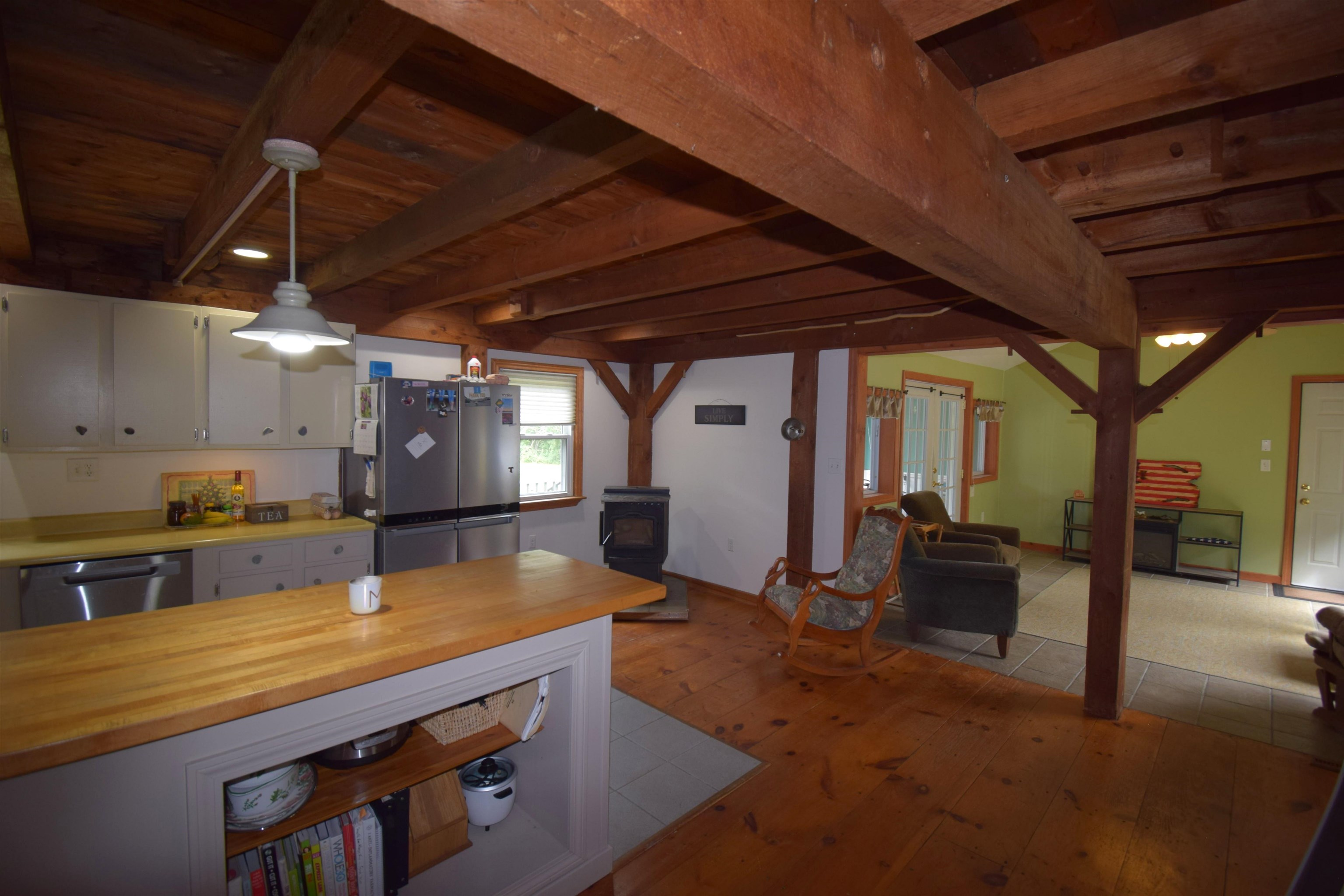 287 Middle Road Property Photo 37
