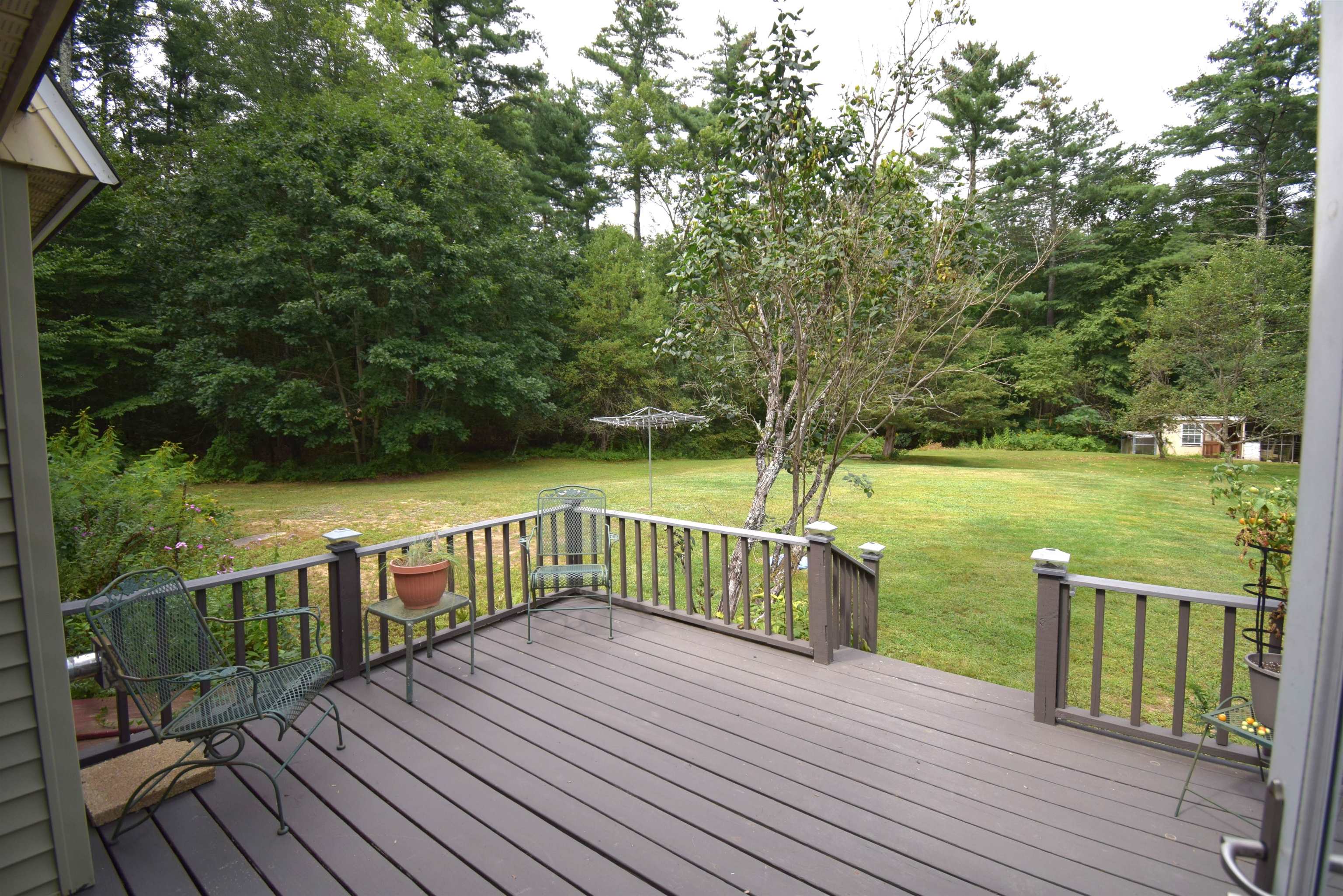 287 Middle Road Property Photo 40