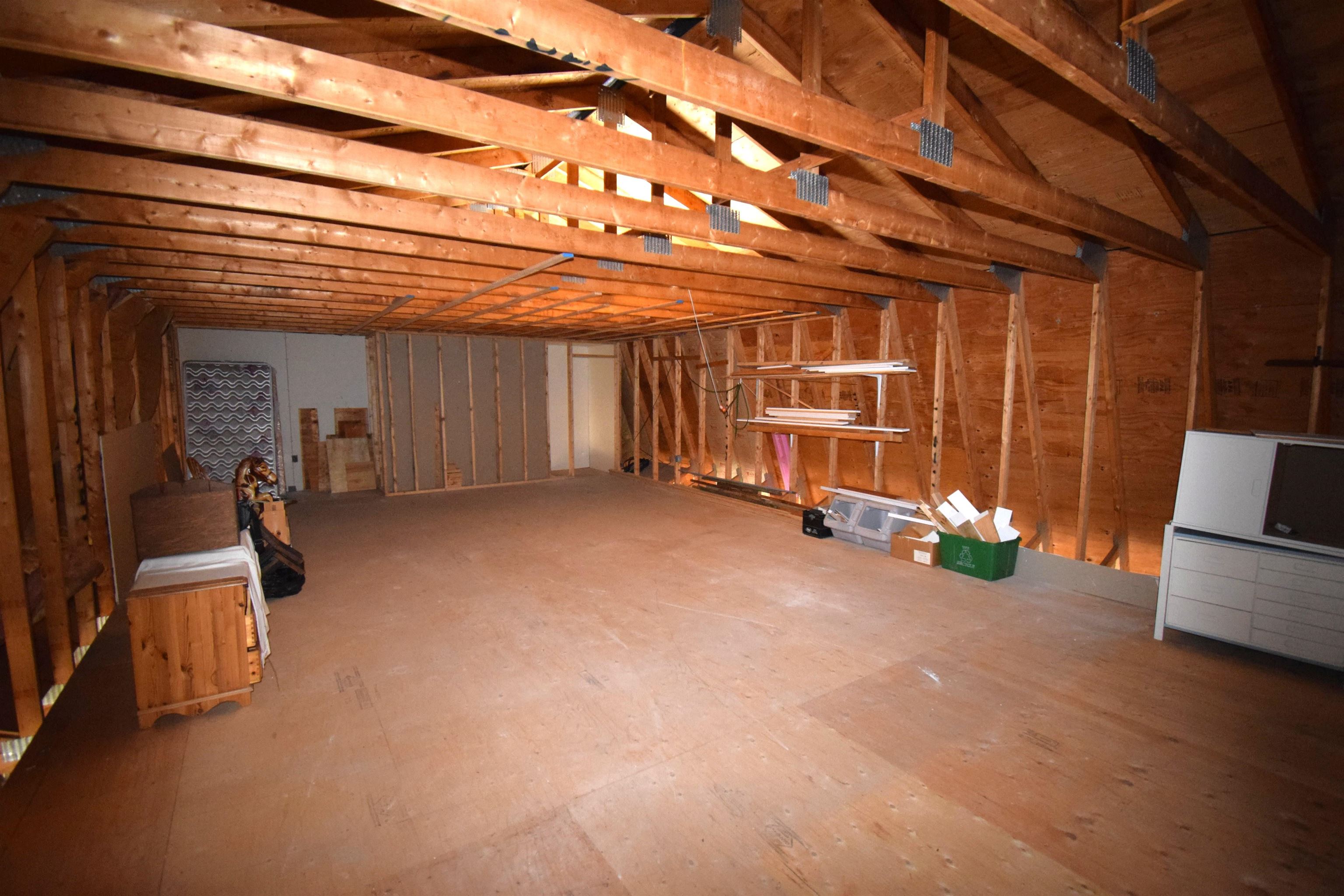 287 Middle Road Property Photo 49