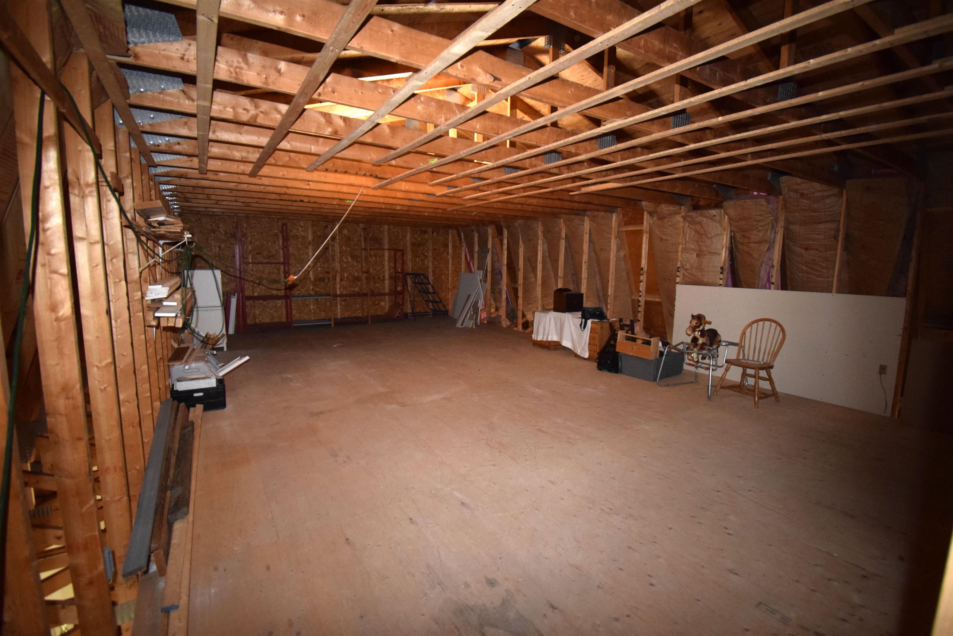 287 Middle Road Property Photo 50