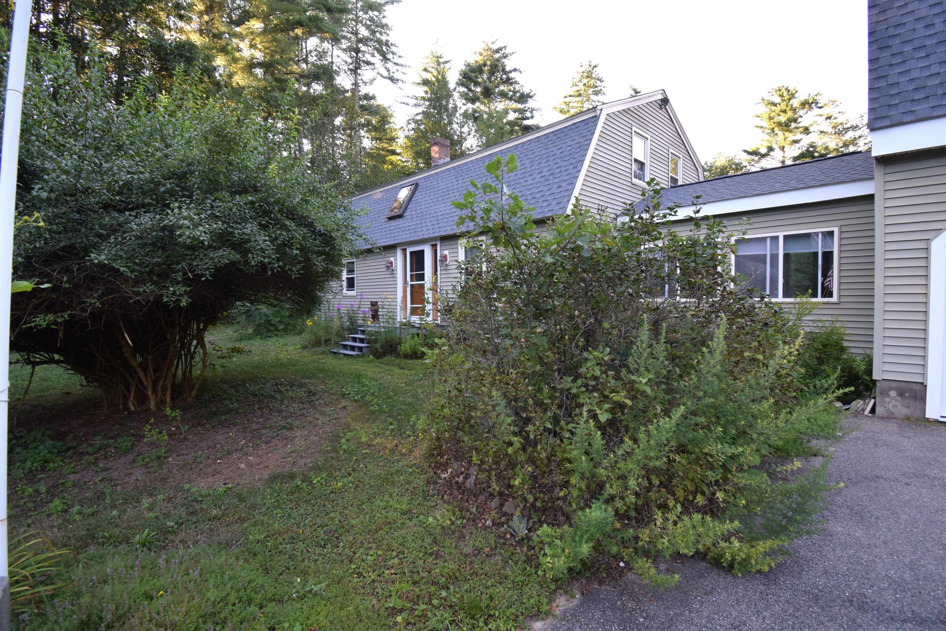 287 Middle Road Property Photo 54