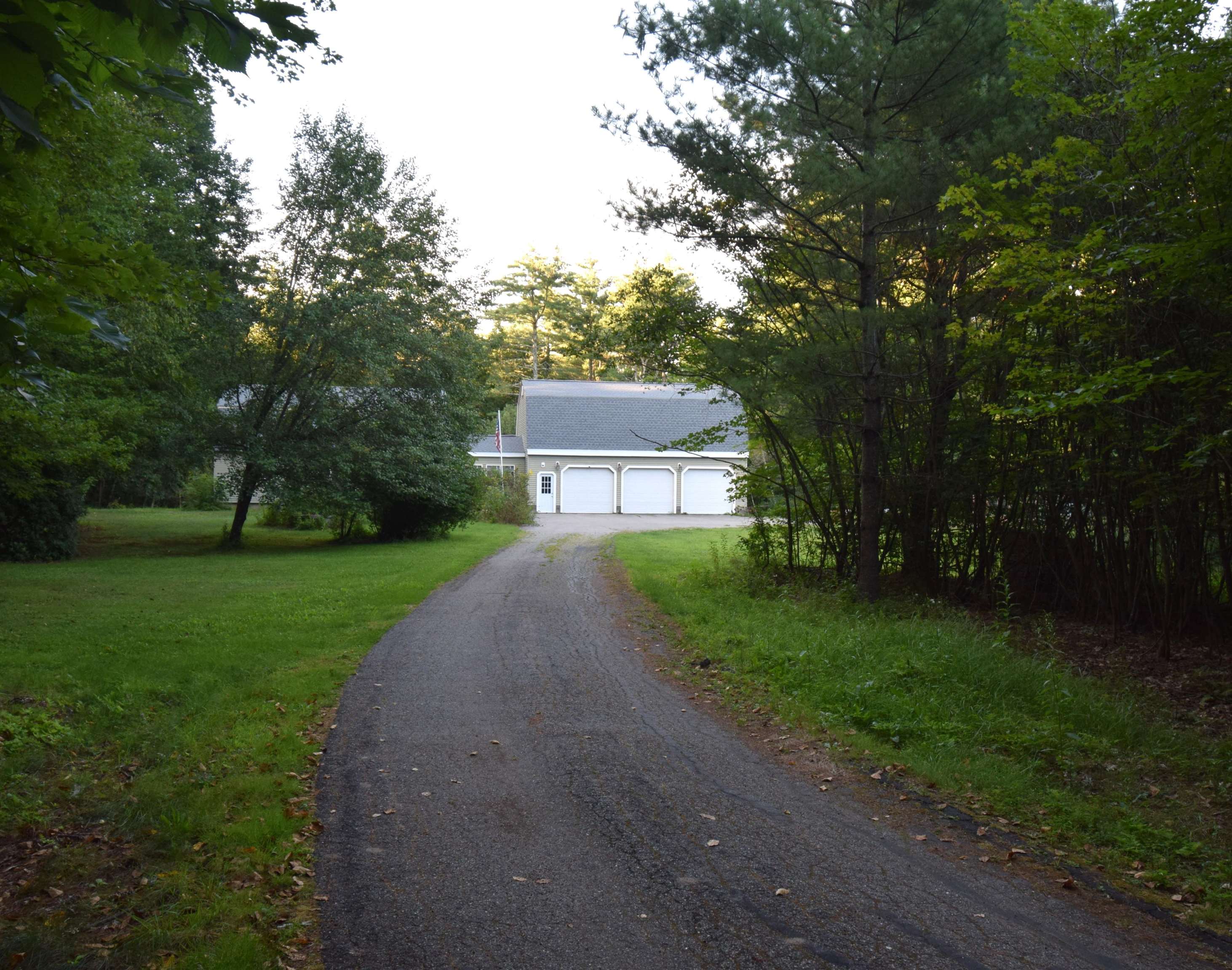 287 Middle Road Property Photo 58