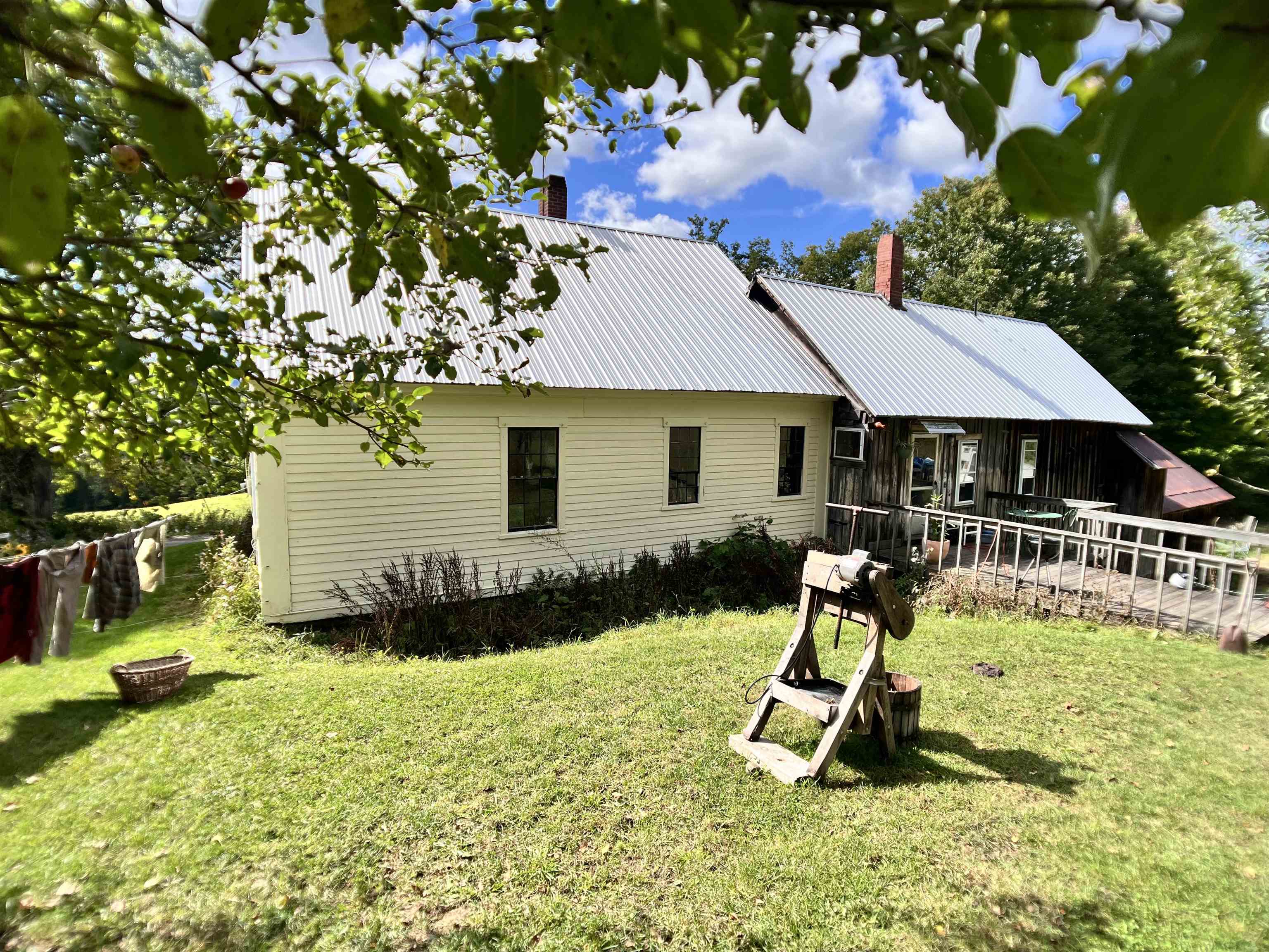 575 Somers Road Property Photo 6