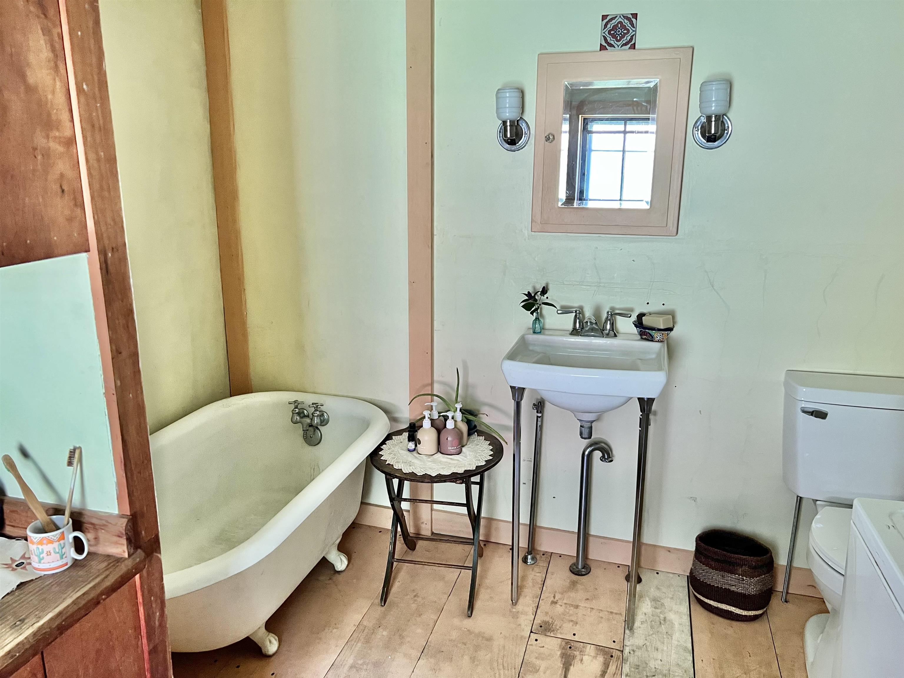 575 Somers Road Property Photo 24