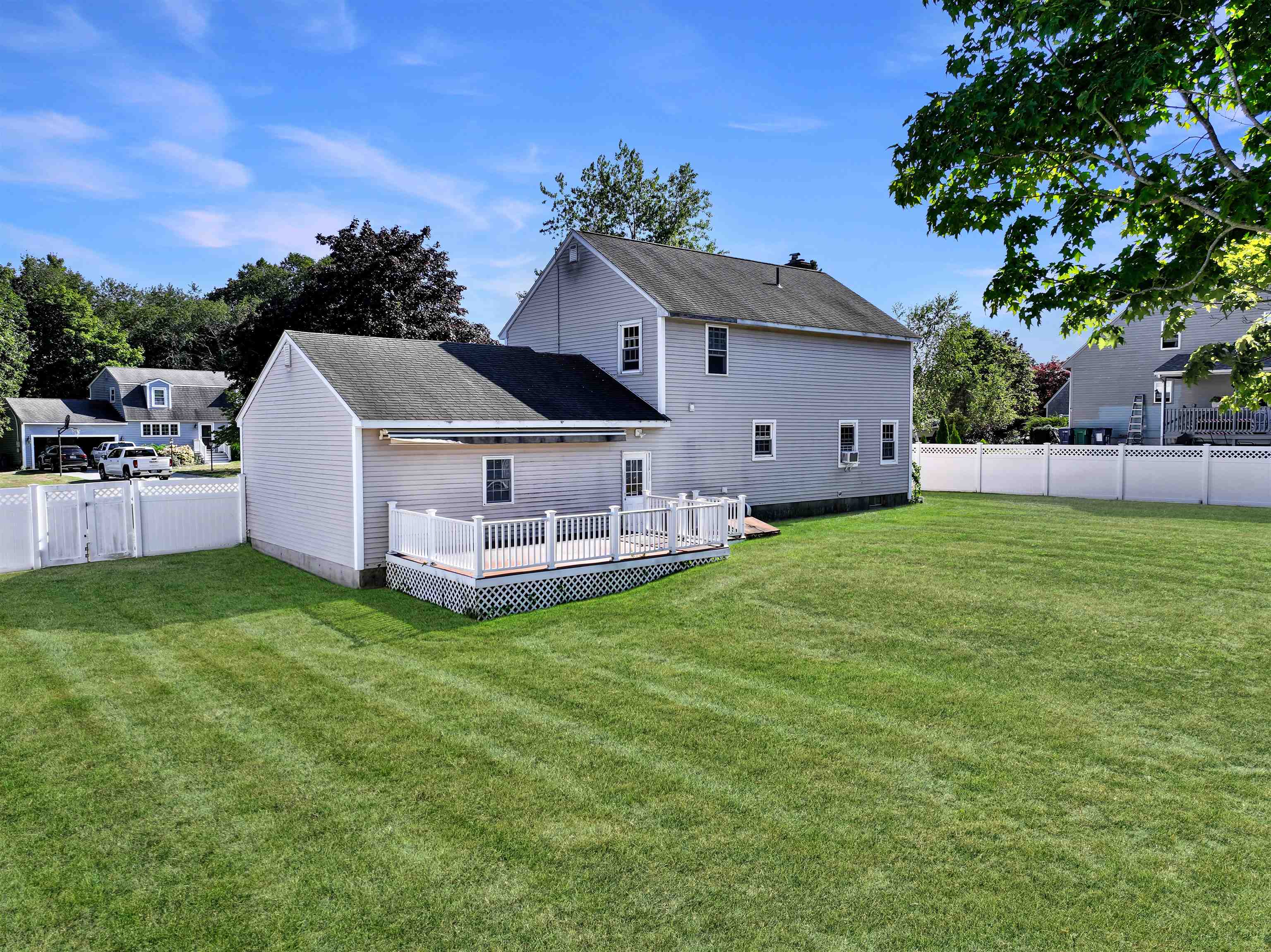 2 Jeffrey Drive Property Photo 2