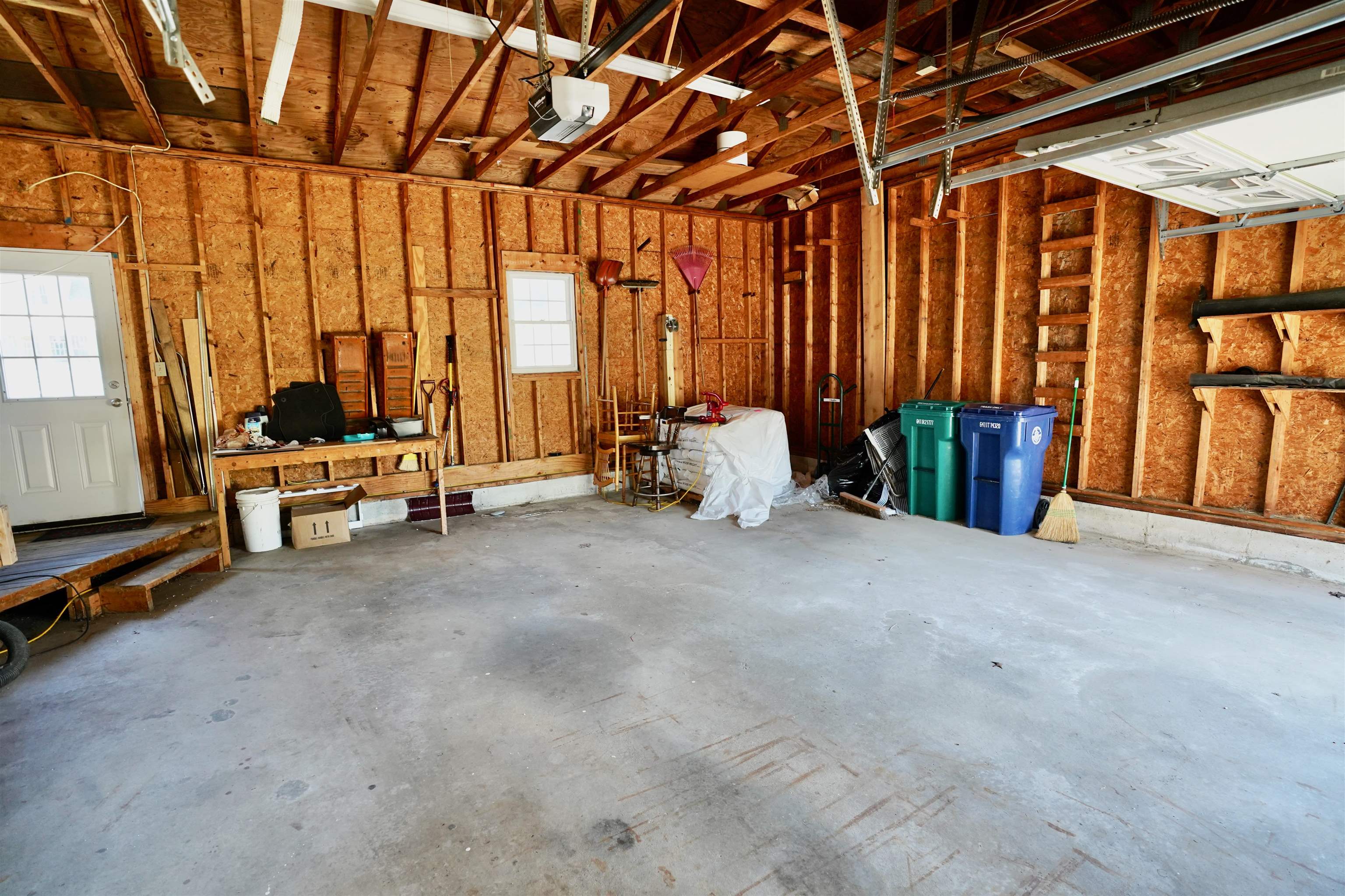 2 Jeffrey Drive Property Photo 34