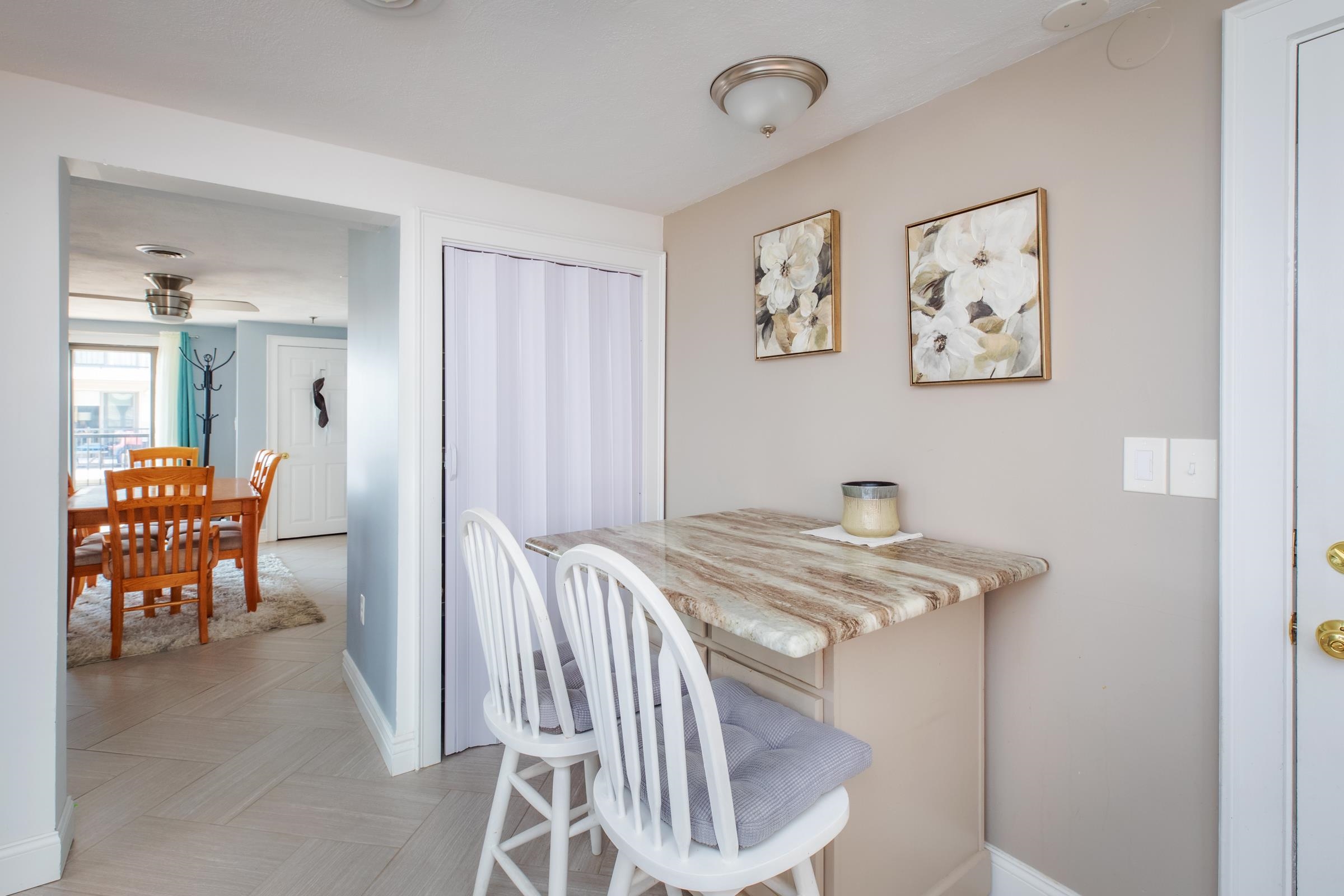 463 Ocean Boulevard Property Photo 14