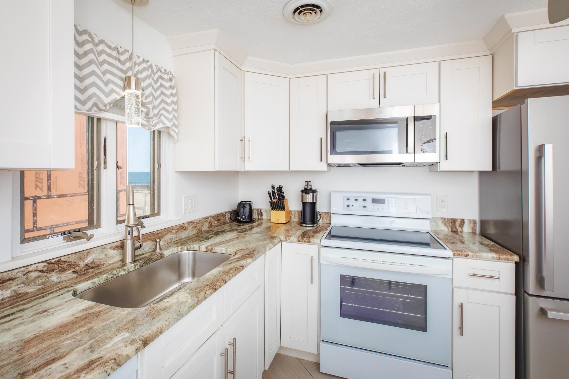 463 Ocean Boulevard Property Photo 16