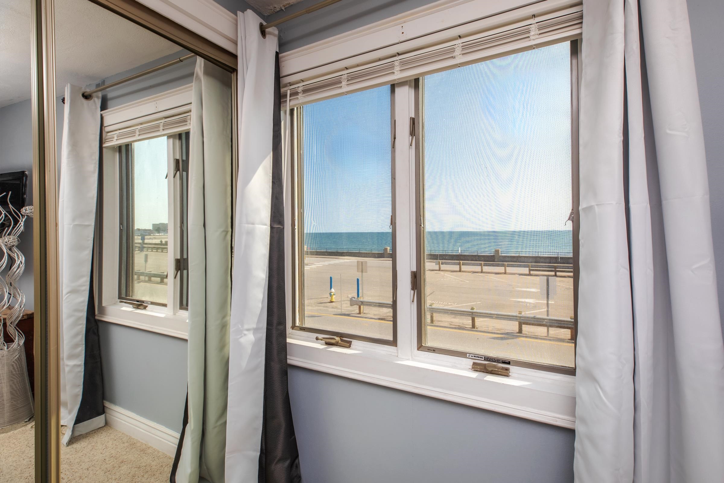 463 Ocean Boulevard Property Photo 27