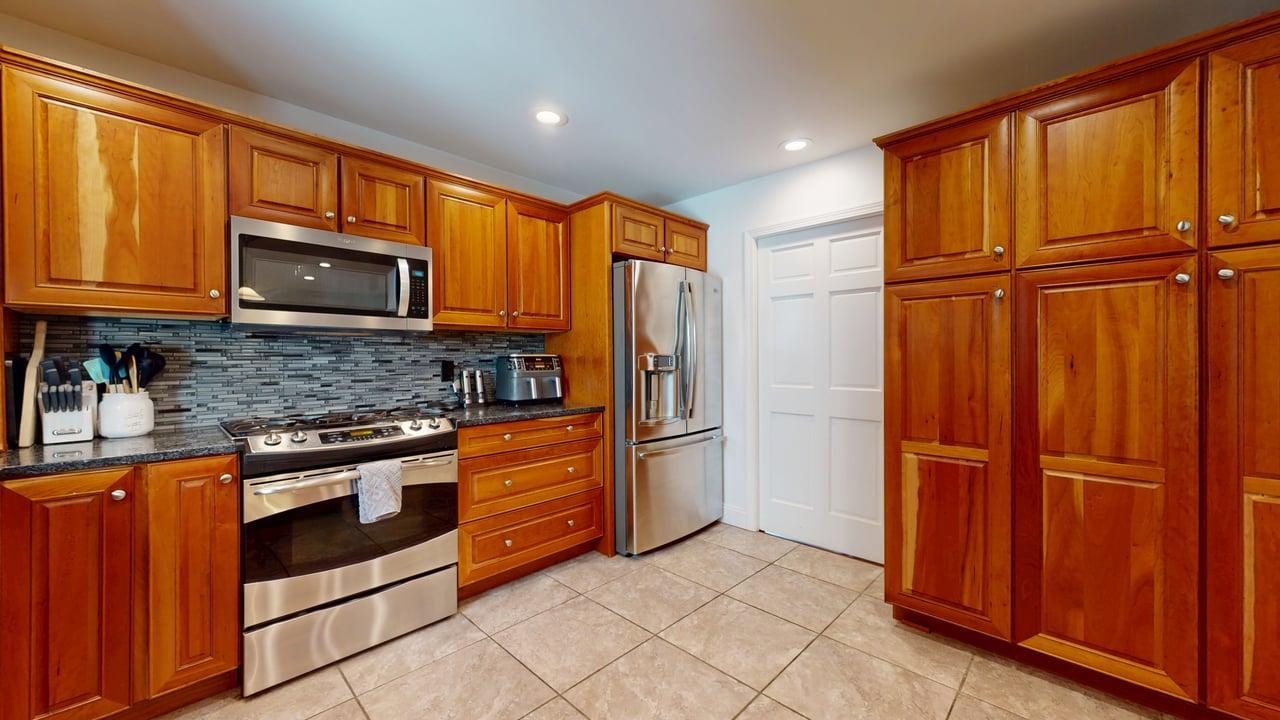 25 Hidden Oaks Drive Property Photo 4