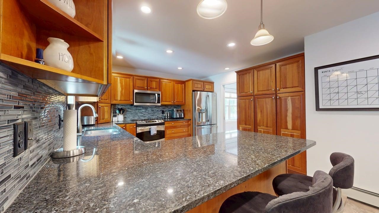 25 Hidden Oaks Drive Property Photo 5