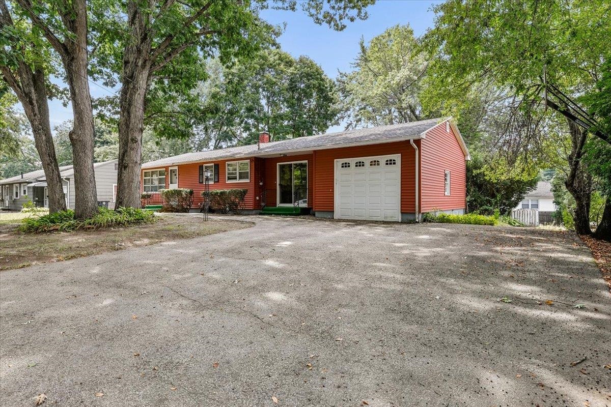 9 Harris Street Property Photo 4