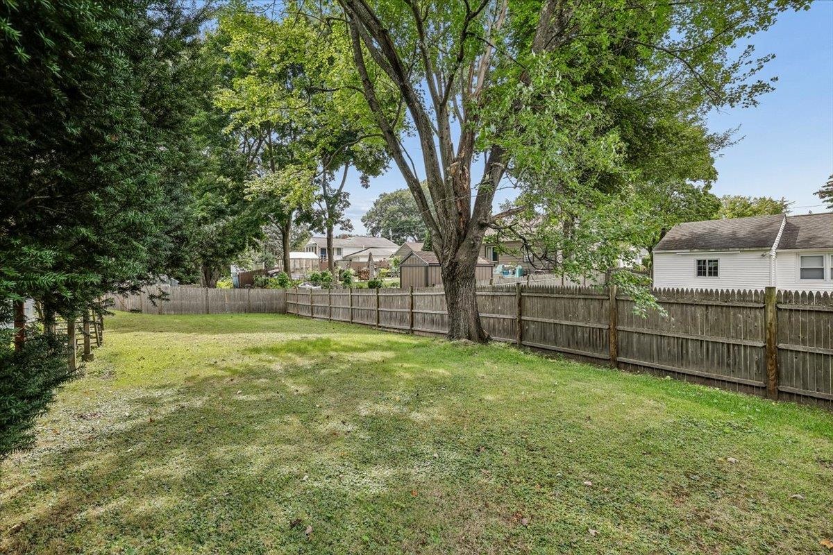 9 Harris Street Property Photo 8