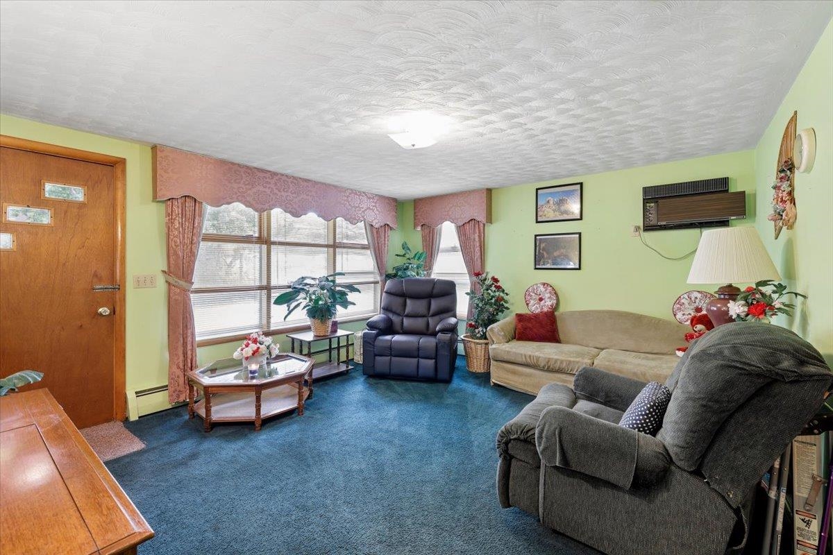 9 Harris Street Property Photo 11