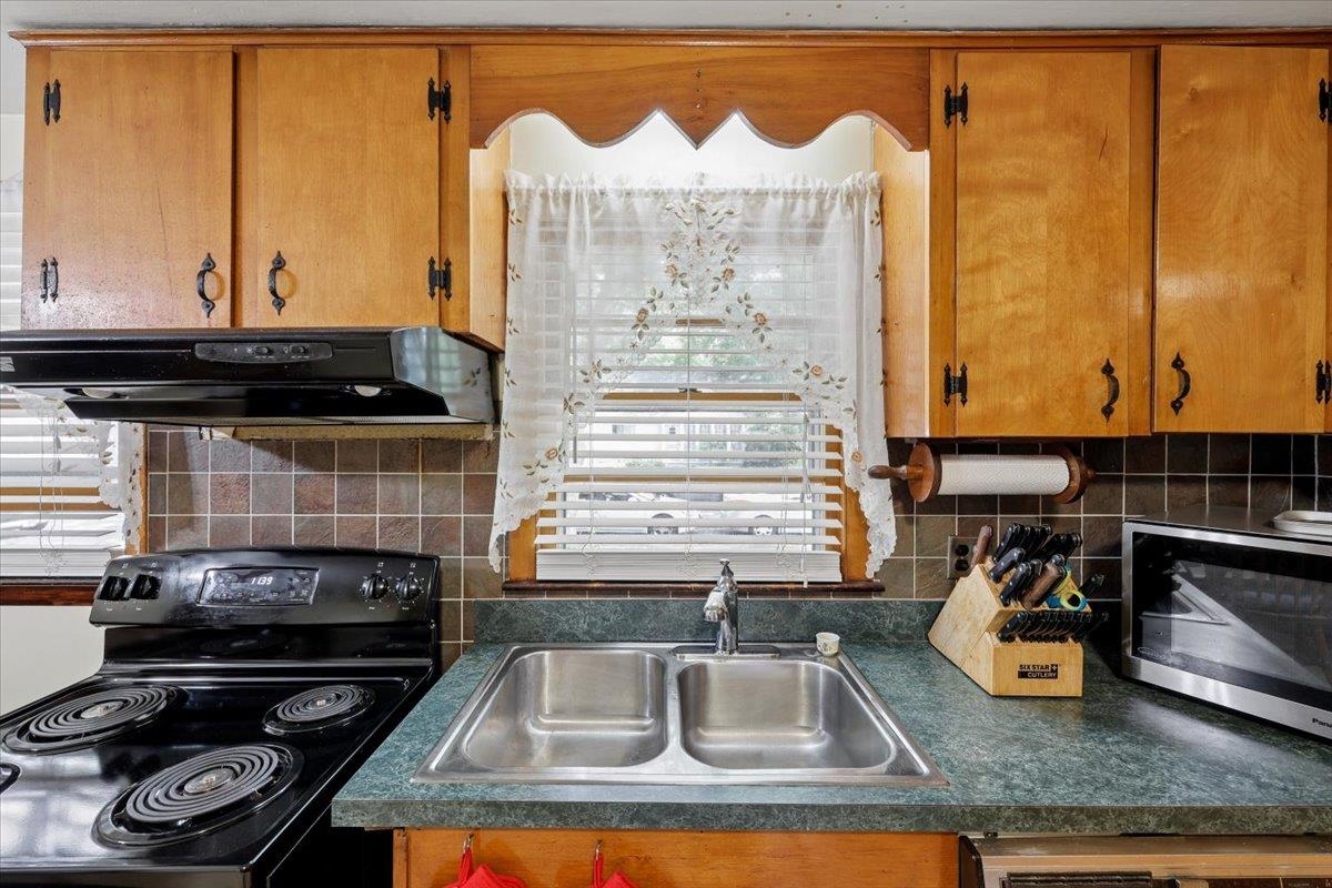 9 Harris Street Property Photo 16