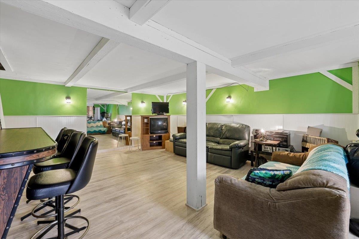 9 Harris Street Property Photo 33