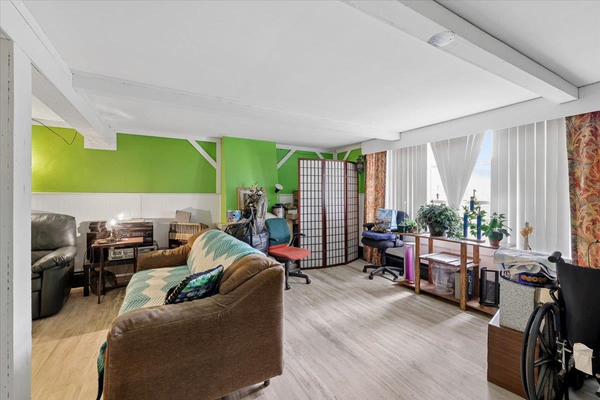 9 Harris Street Property Photo 34
