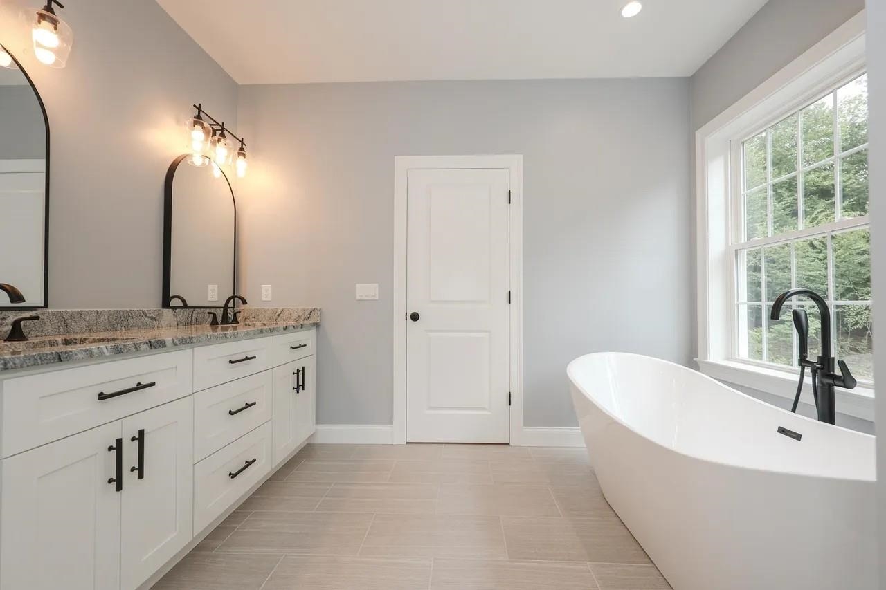 10 Beech Hill Road Property Photo 6