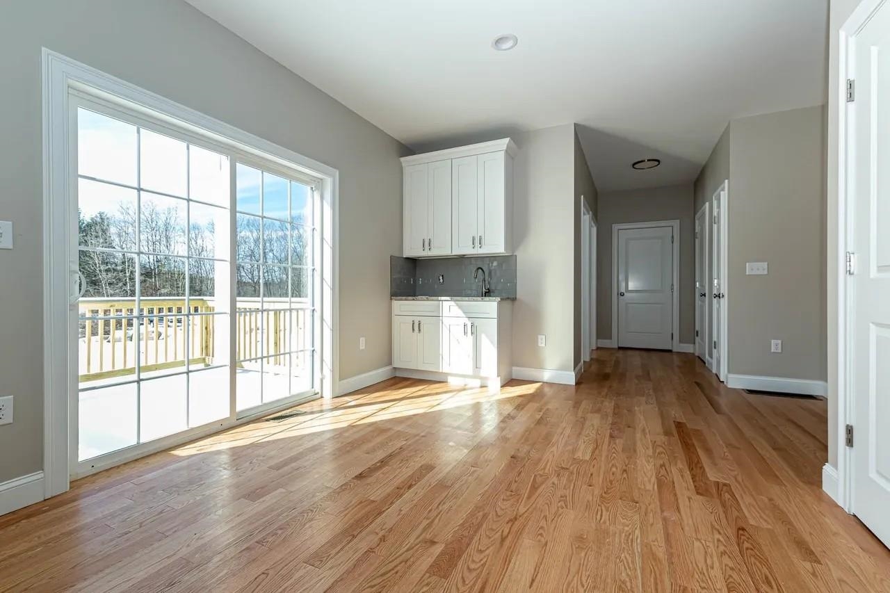 10 Beech Hill Road Property Photo 21