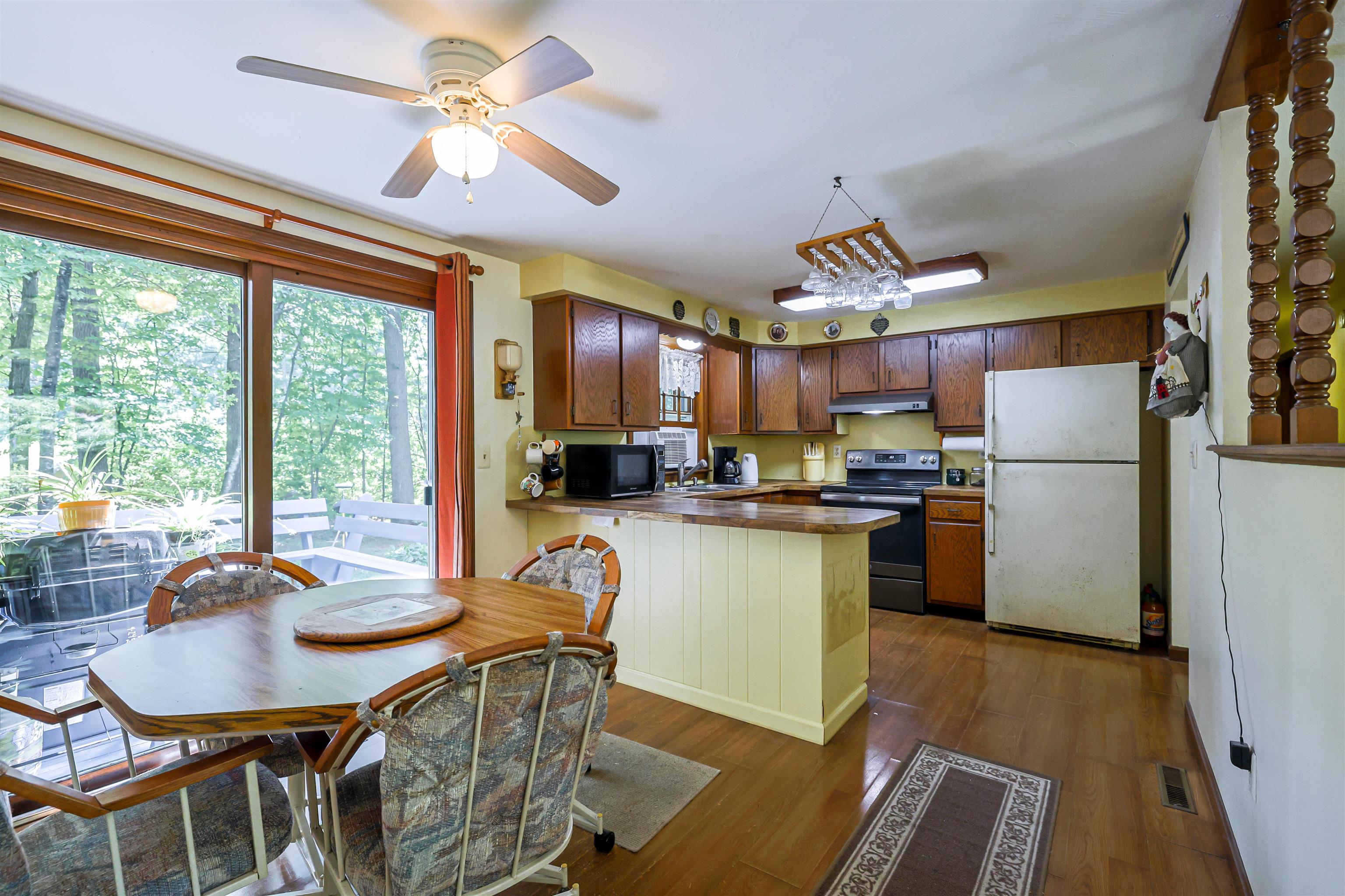 19 Comstock Drive Property Photo 8