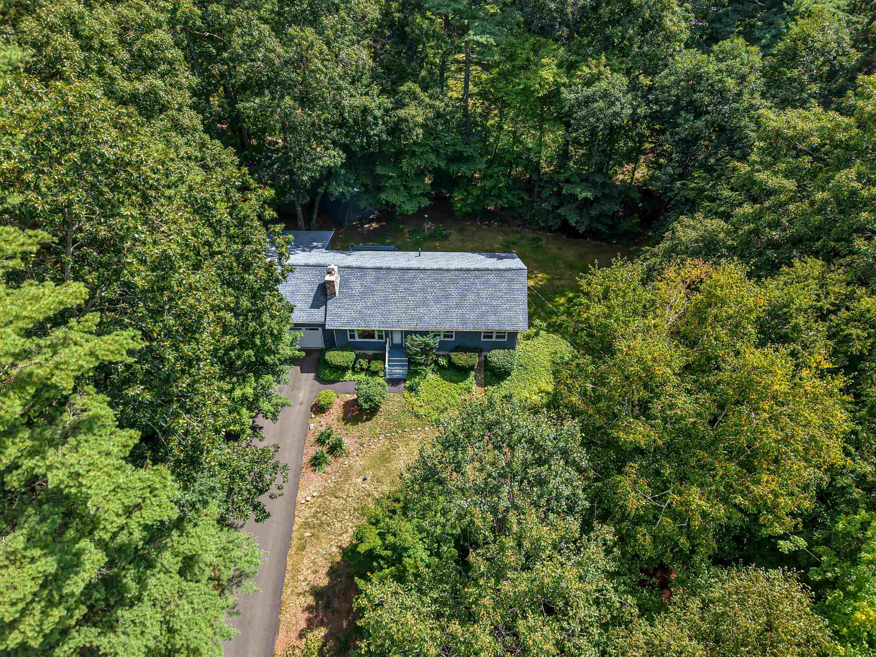 19 Comstock Drive Property Photo 29