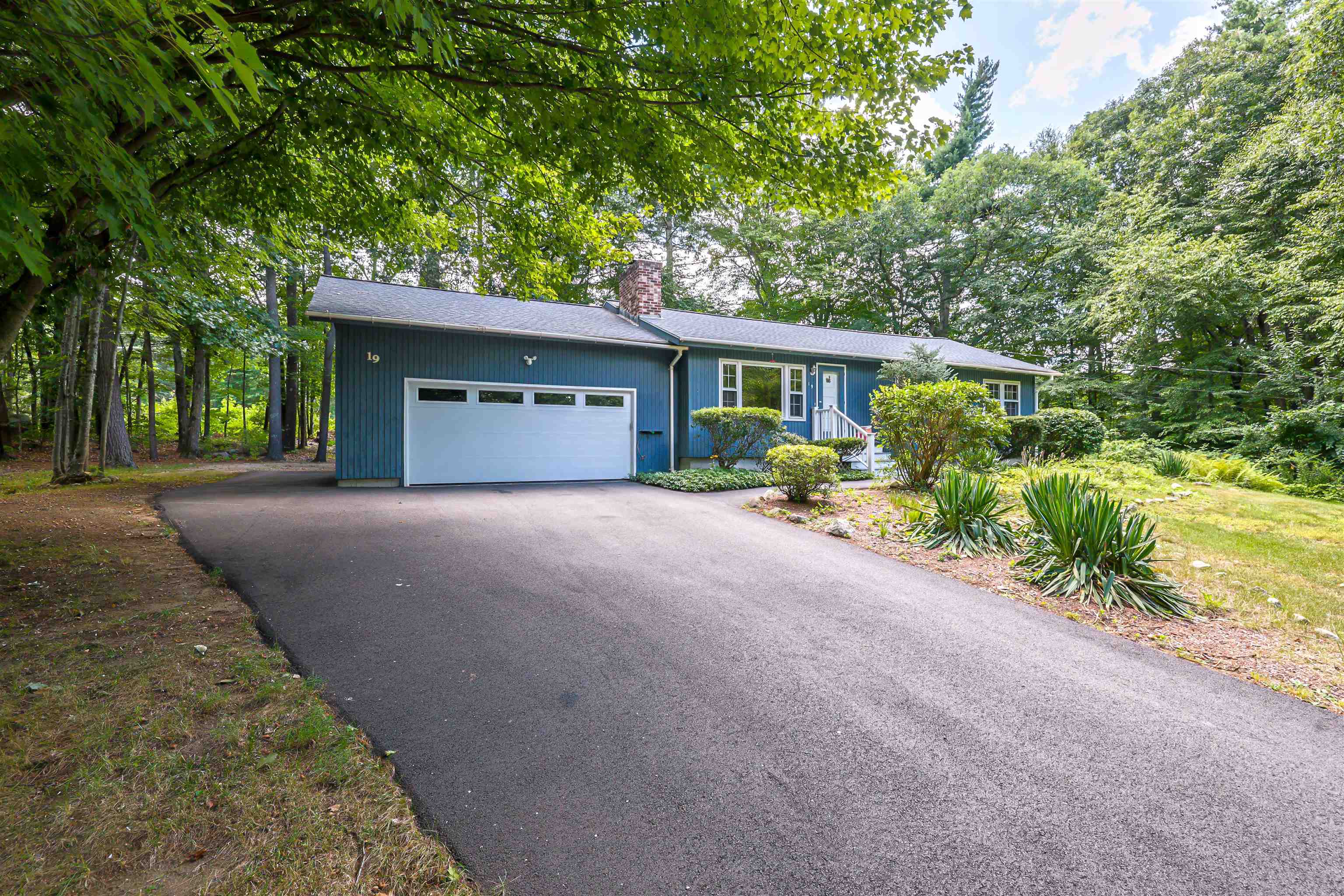 19 Comstock Drive Property Photo 31