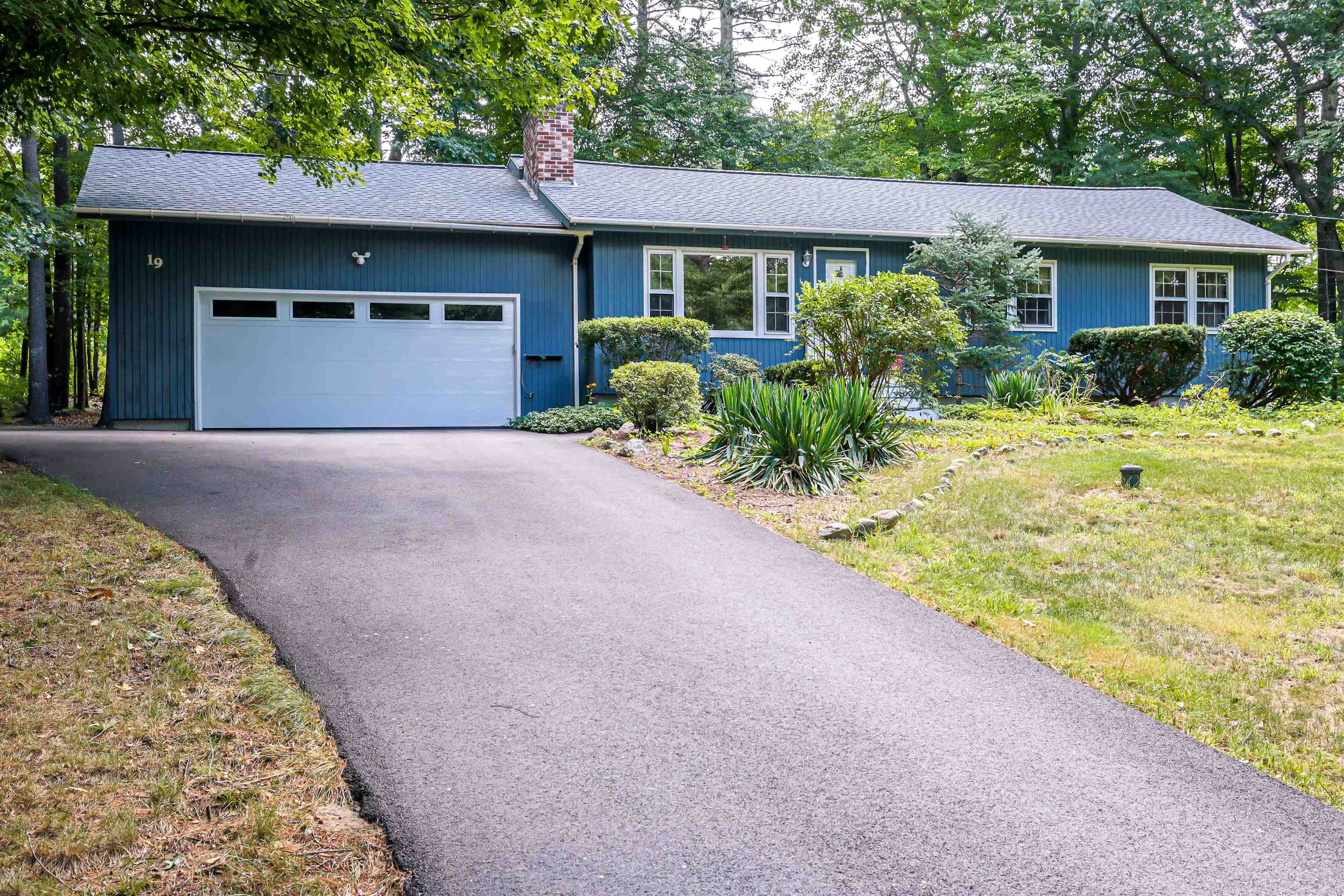 19 Comstock Drive Property Photo 33