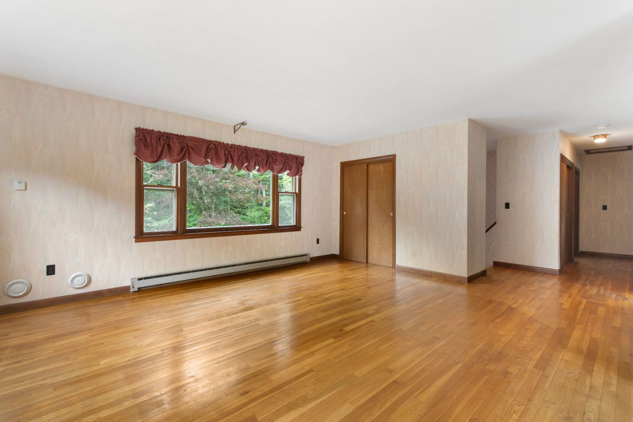 7 Randall Hill Road Property Photo 12