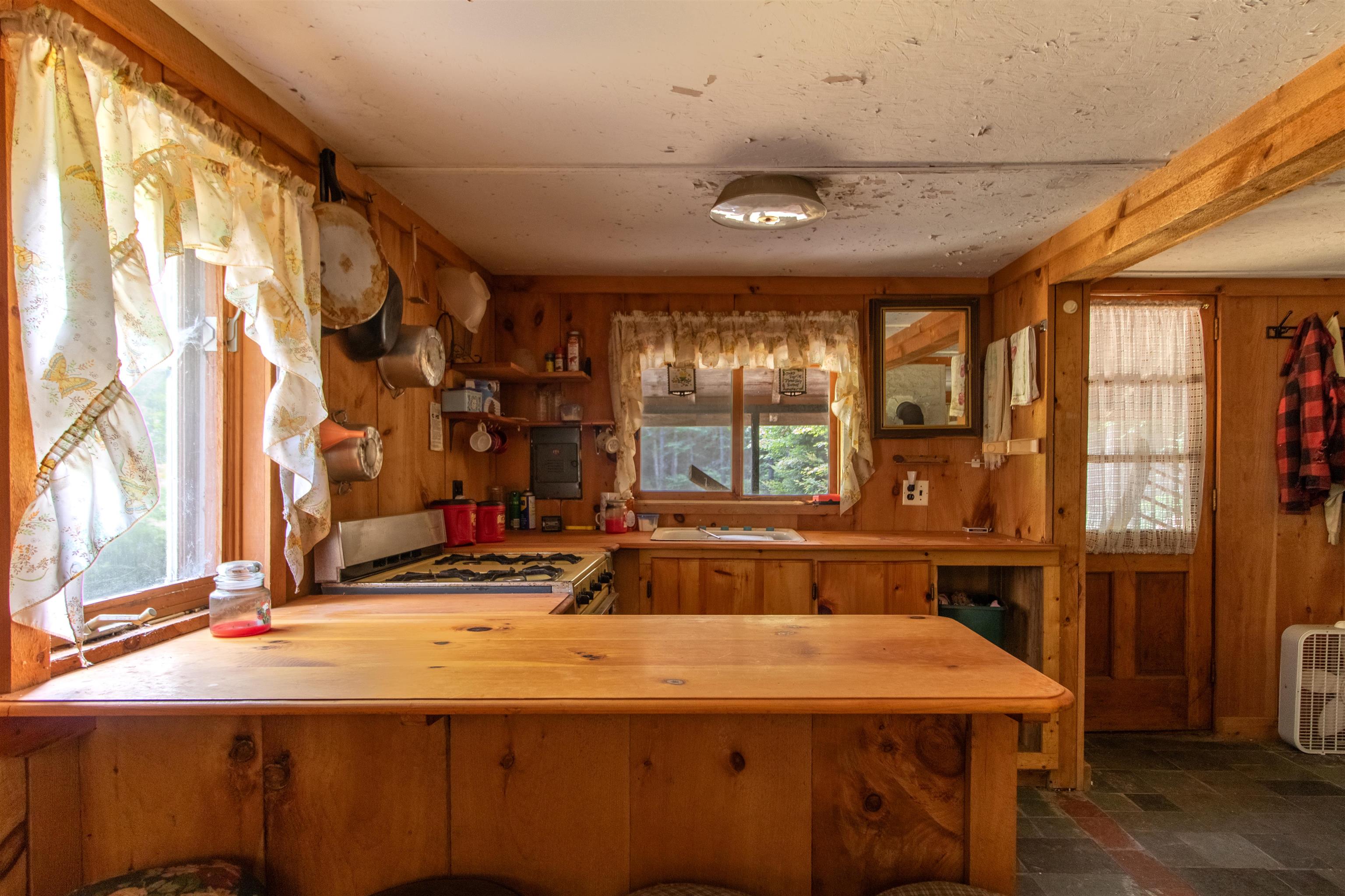 418 Hall Road Property Photo 3