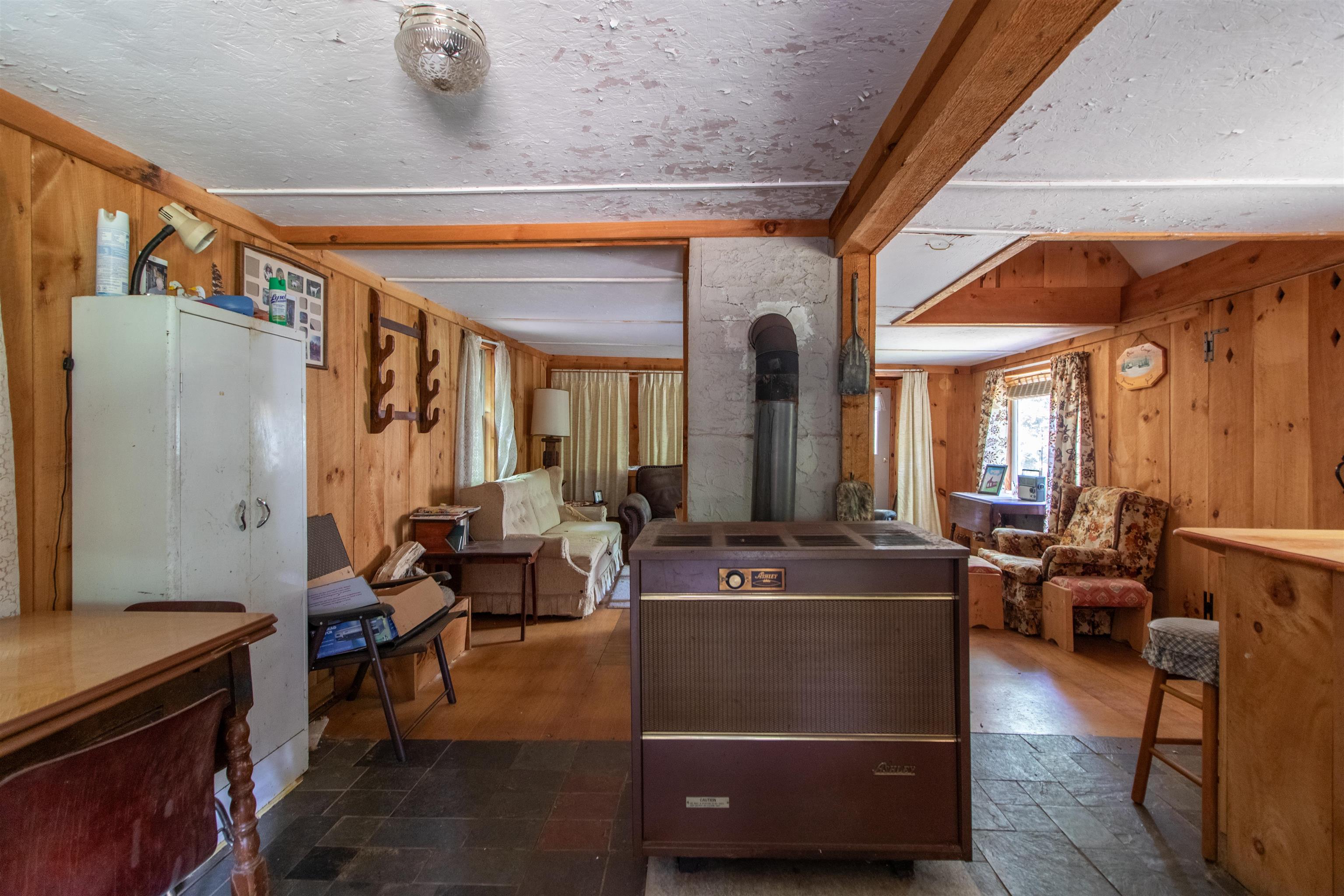 418 Hall Road Property Photo 5