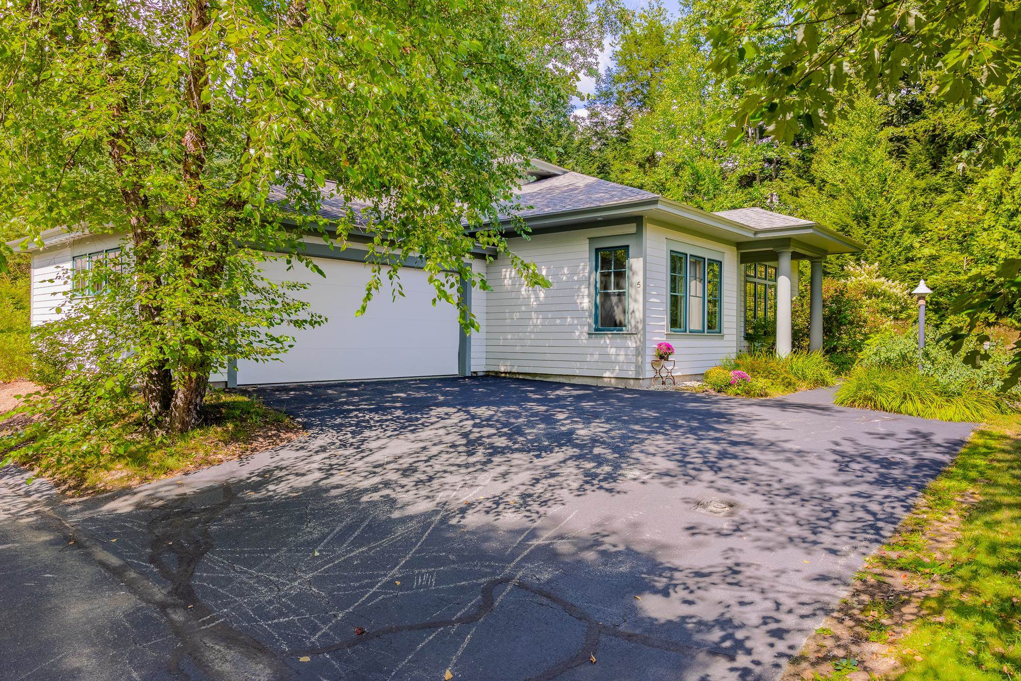 5 Bacchus Circle Property Photo 40