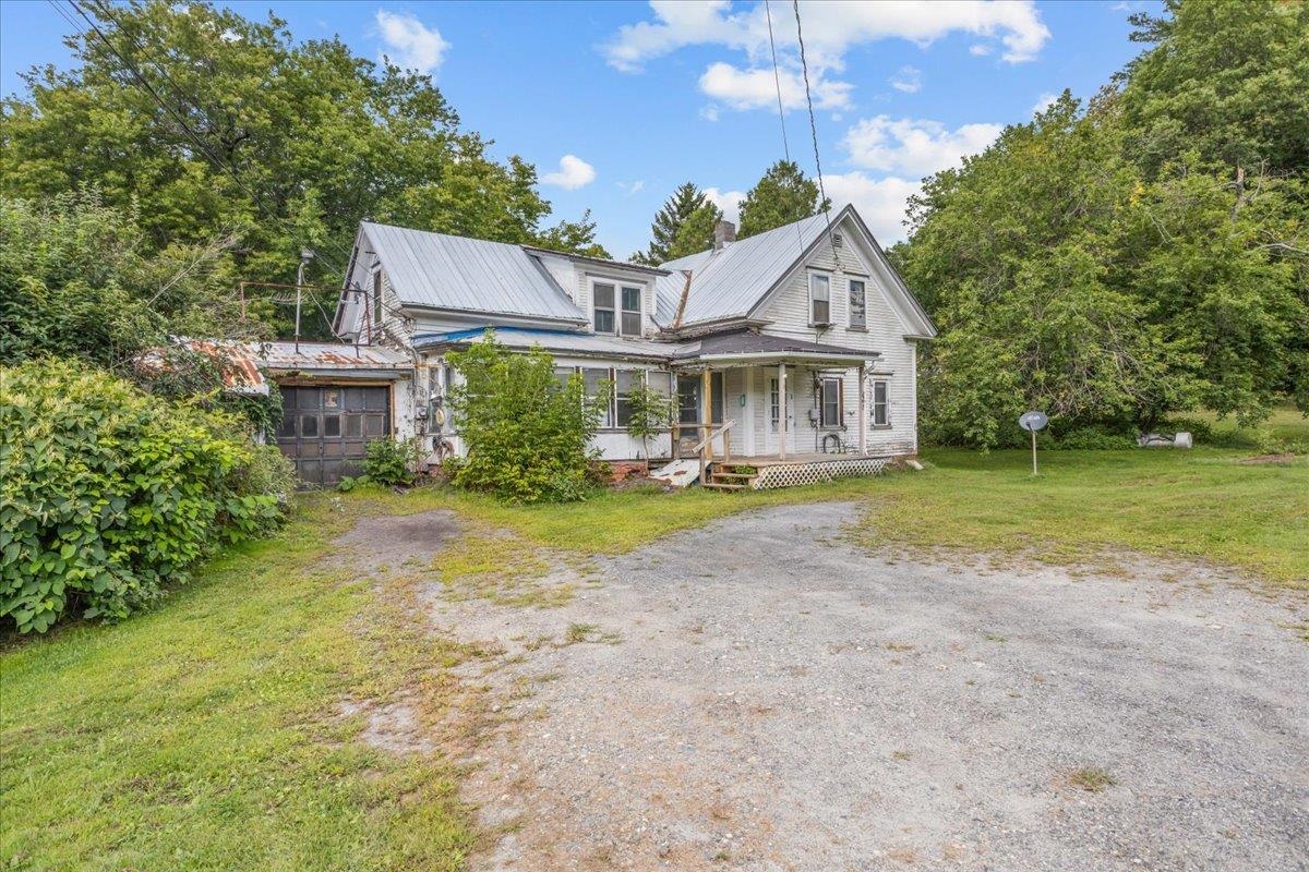 8 Buffalo Street Property Photo 6