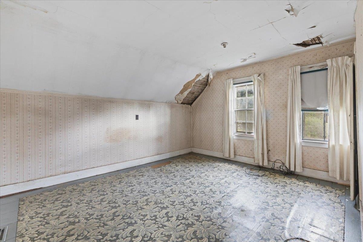 8 Buffalo Street Property Photo 15