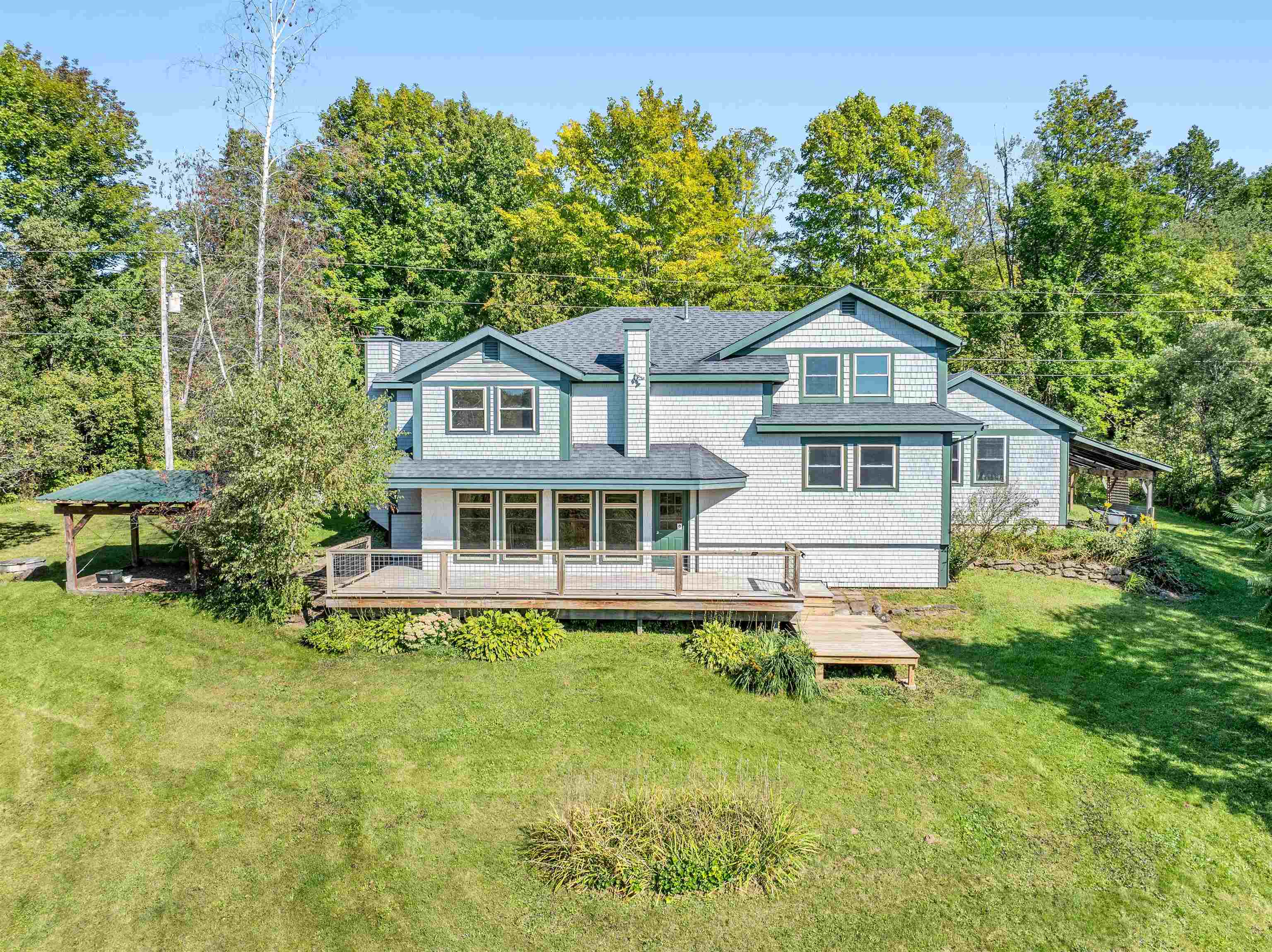 748 Chapin Road Property Photo 3