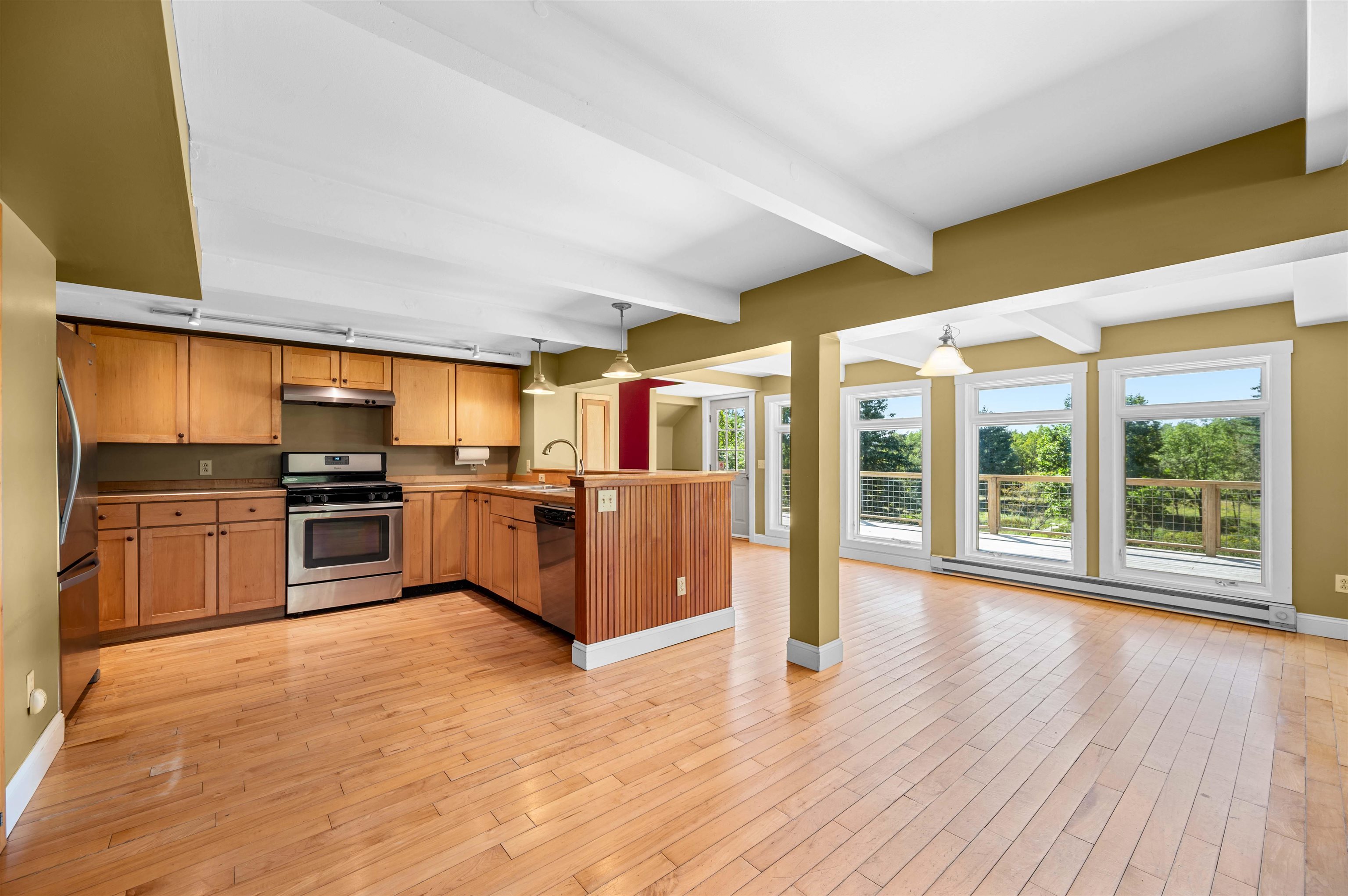 748 Chapin Road Property Photo 13