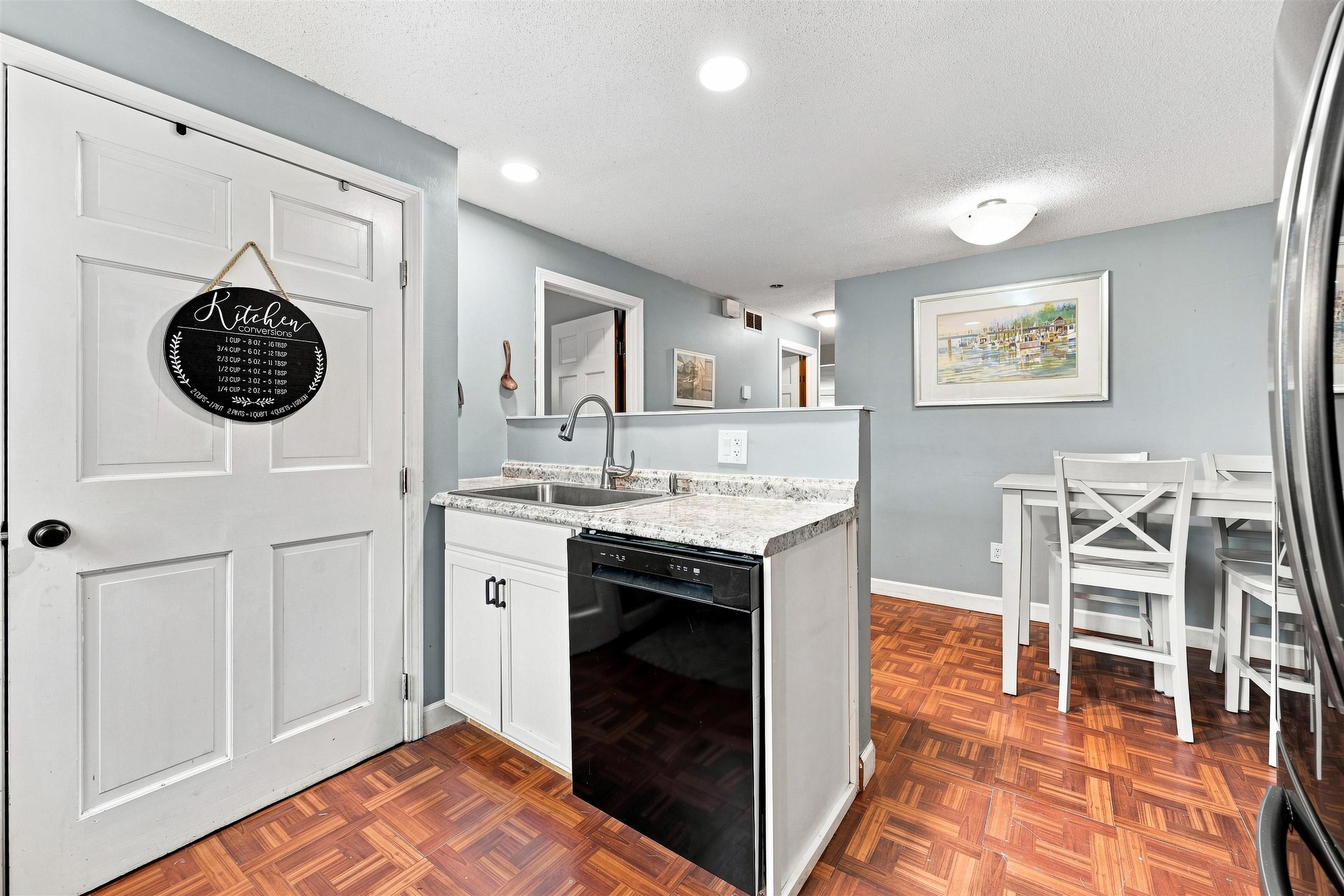 14 3/4 Verona Street Property Photo 13