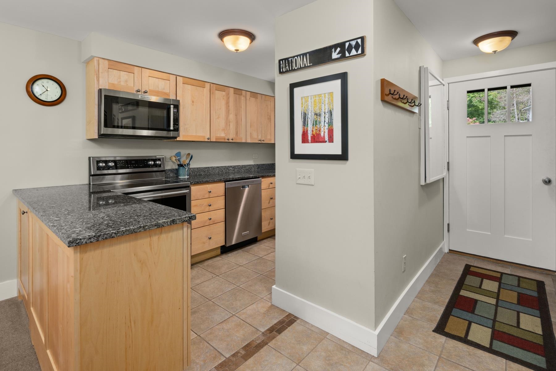 6051 Mountain Road Property Photo 7