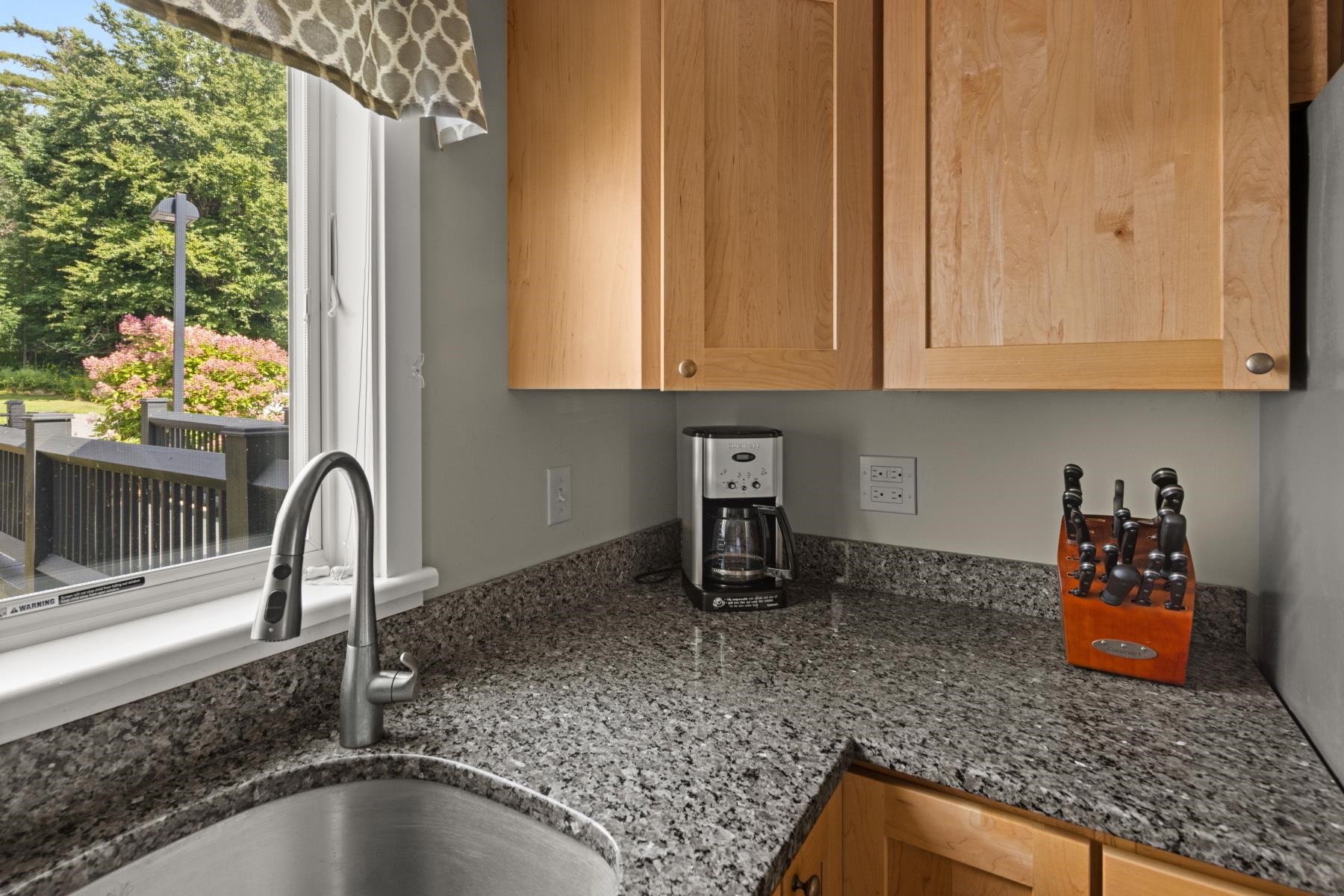 6051 Mountain Road Property Photo 12