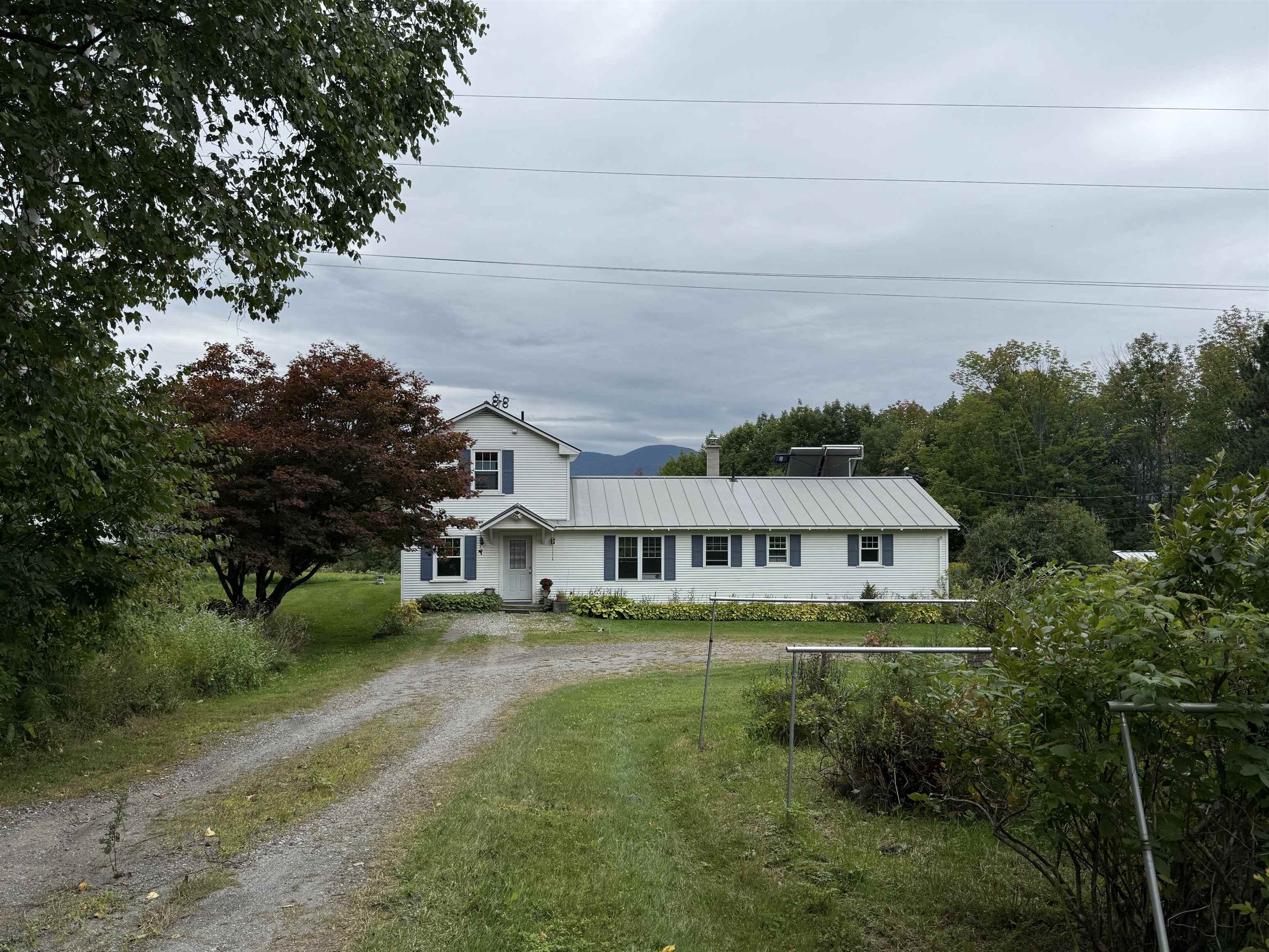 2817 Braintree Hill Road Property Photo 5