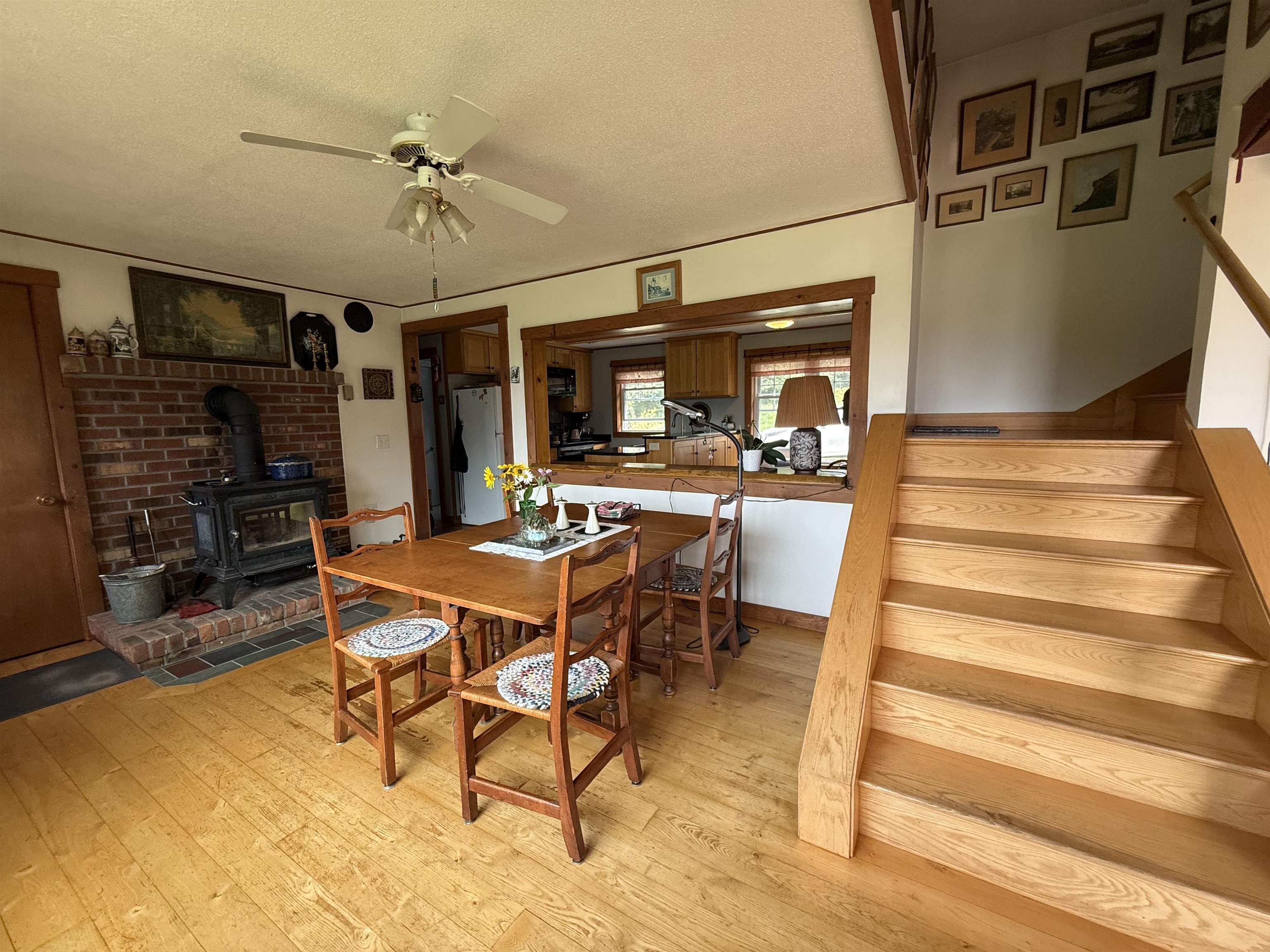 2817 Braintree Hill Road Property Photo 13