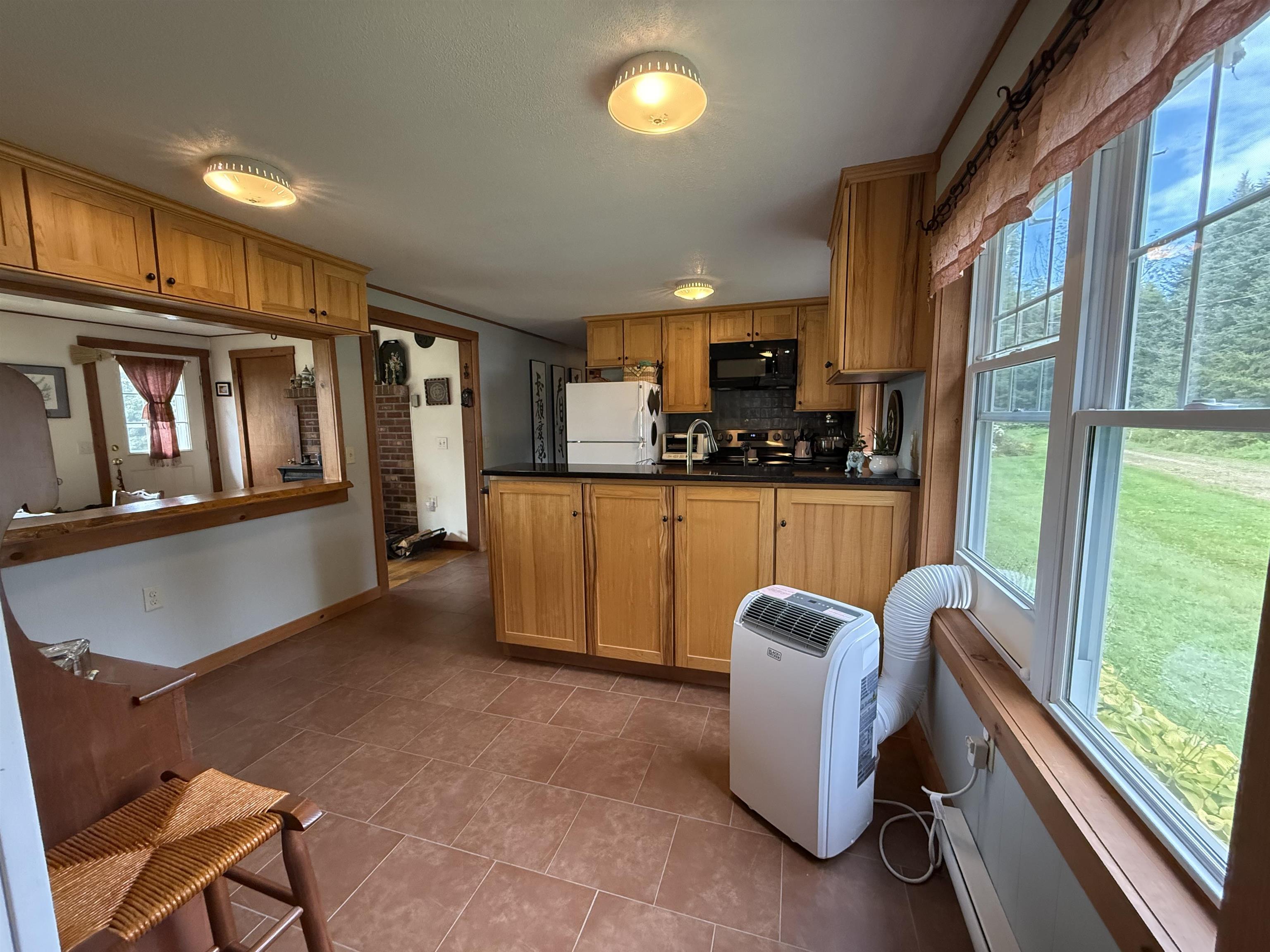 2817 Braintree Hill Road Property Photo 16