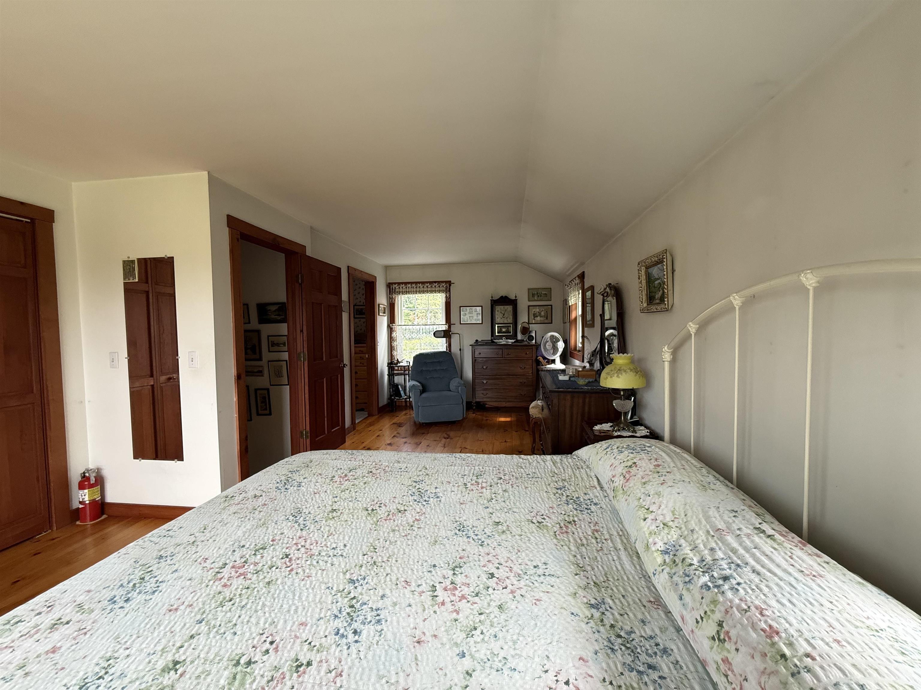 2817 Braintree Hill Road Property Photo 21