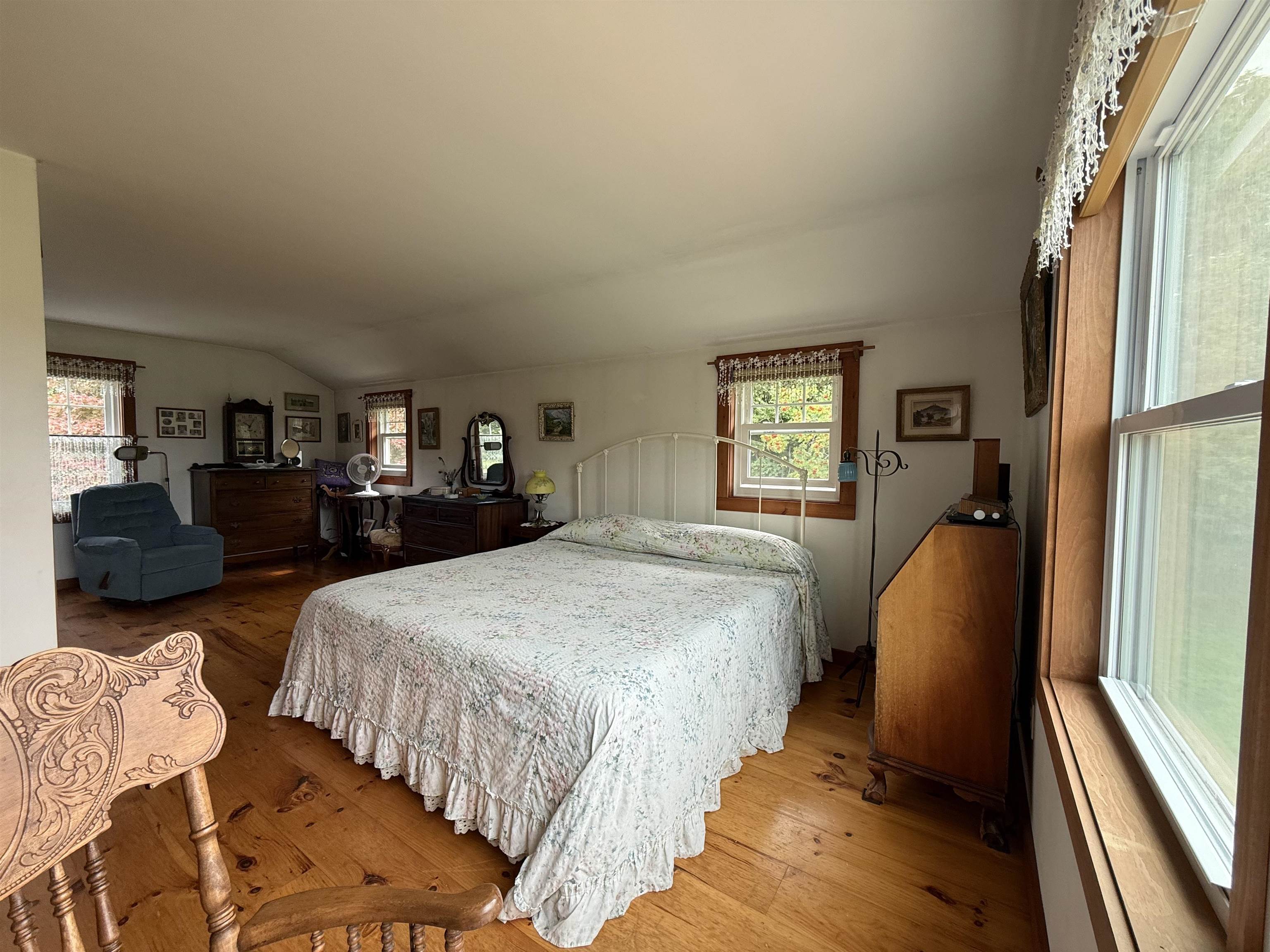 2817 Braintree Hill Road Property Photo 22