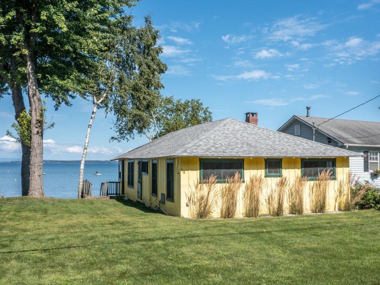 156 Beach Road Property Photo 1